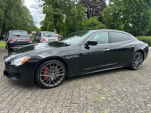 Maserati Quattroporte GTS 3.8 V8 / Top Gepflegt / DE-Auto / Top Historie