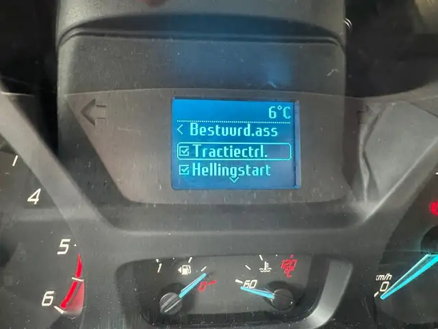 Ford Transit Custom view 14