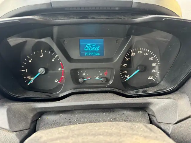 Ford Transit Custom view 23