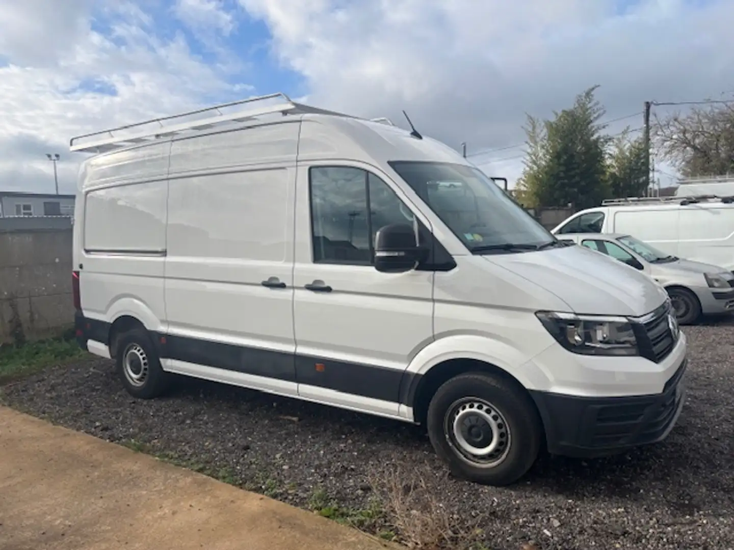 Volkswagen Crafter CRAFTER PROCAB 35 L3H3 2.0 TDI 140 CH BUSINESS PLUS Blanc - 2