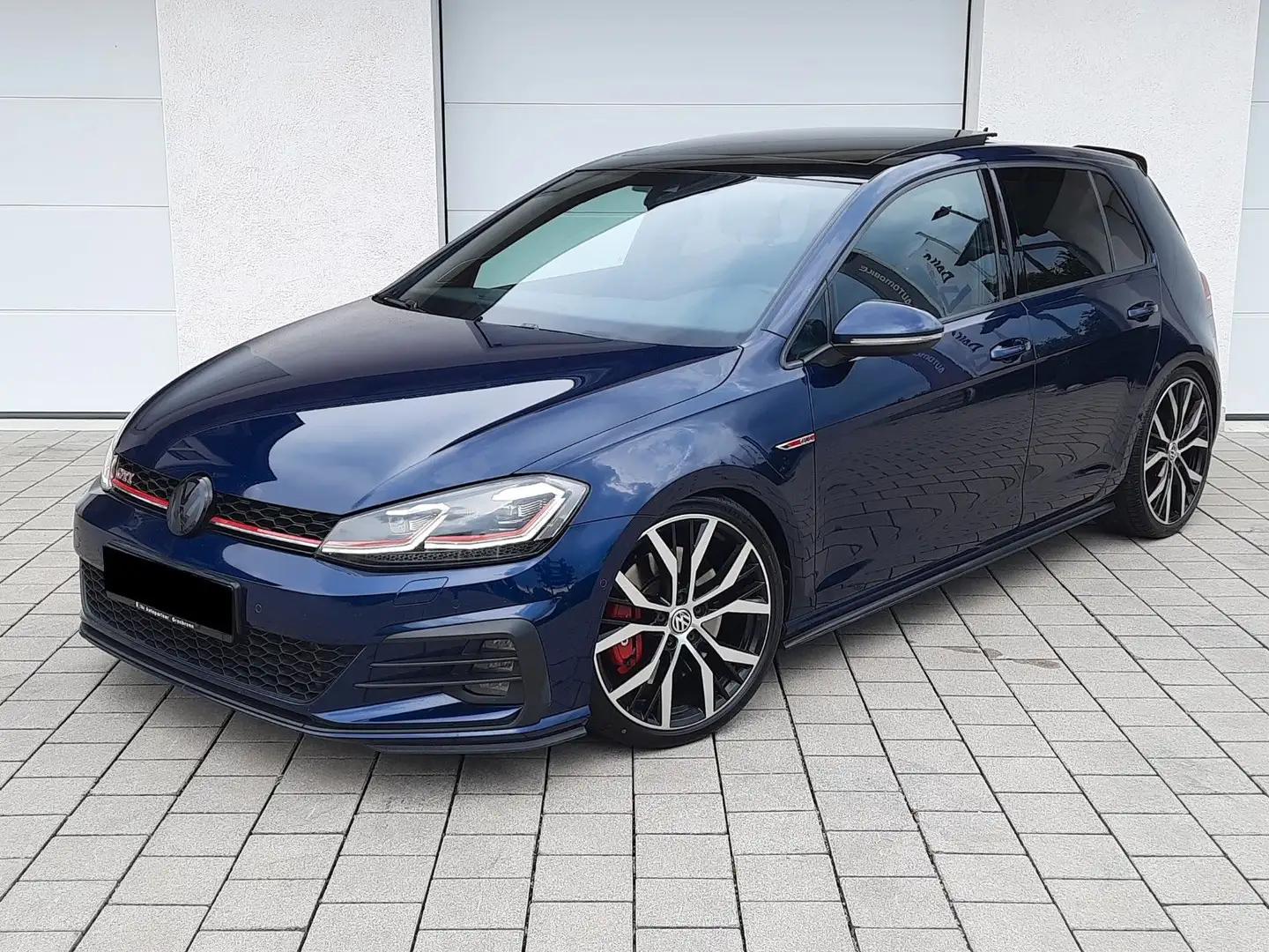 Volkswagen Golf GTI Perf. DSG/LED/Pano/VirtualC/Kam/StdH/HR/19" Blau - 2
