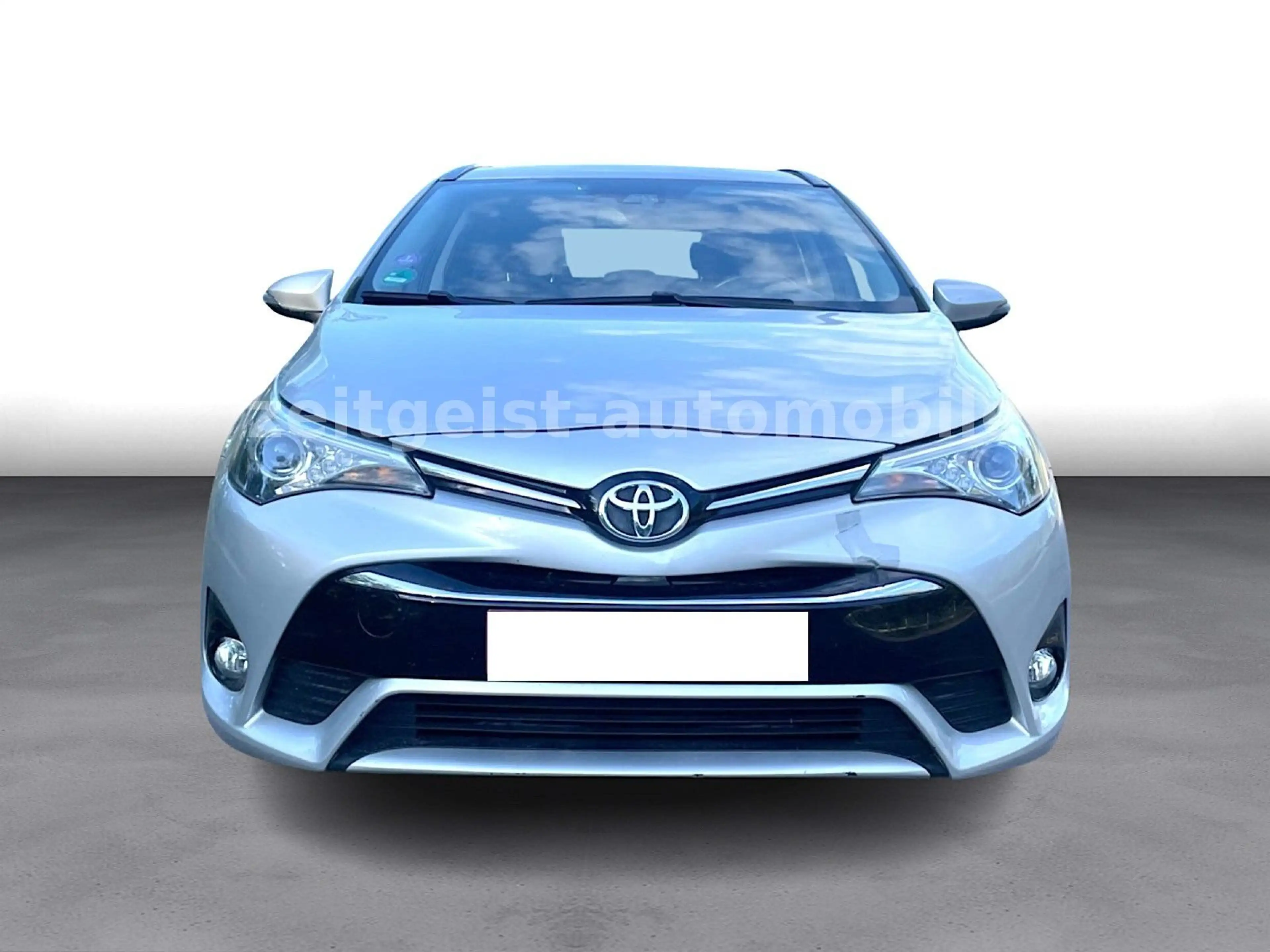 Toyota Avensis 1.6i *1.HAND*lückenlos s.h.gepflegt* — photo 2