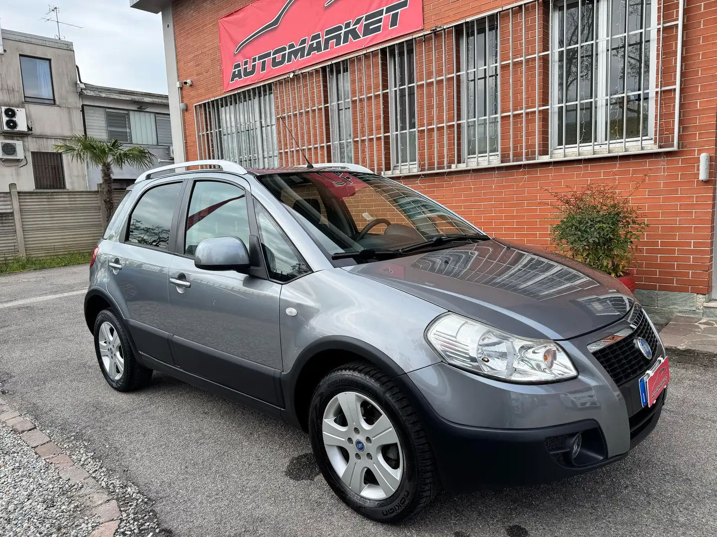 Fiat Sedici 1.6 16v Dynamic 4x4 107cv Grigio - 1
