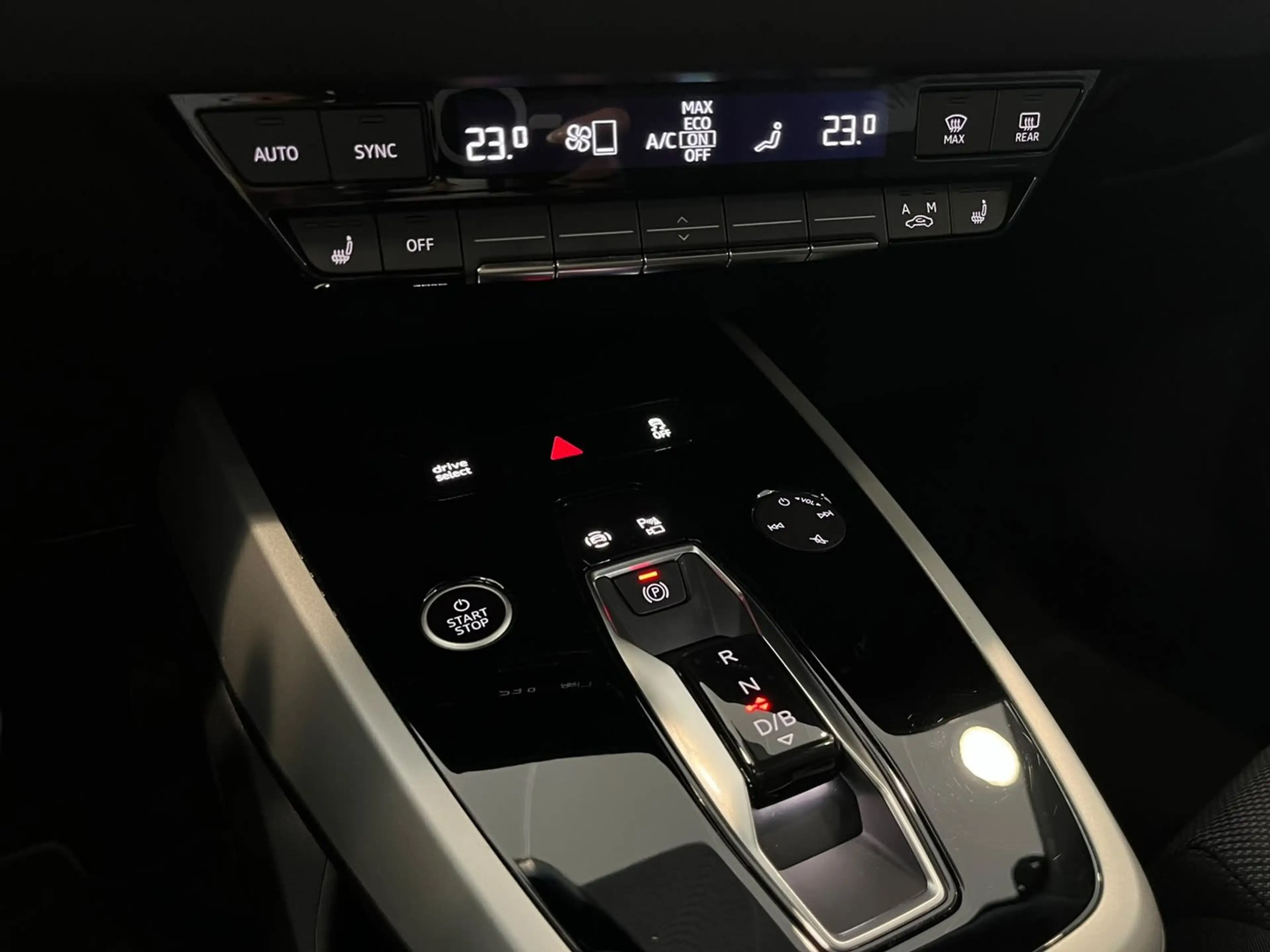 Audi Q4 e-tron Audi Q4 Sportback 50 e-tron quattro — photo 14