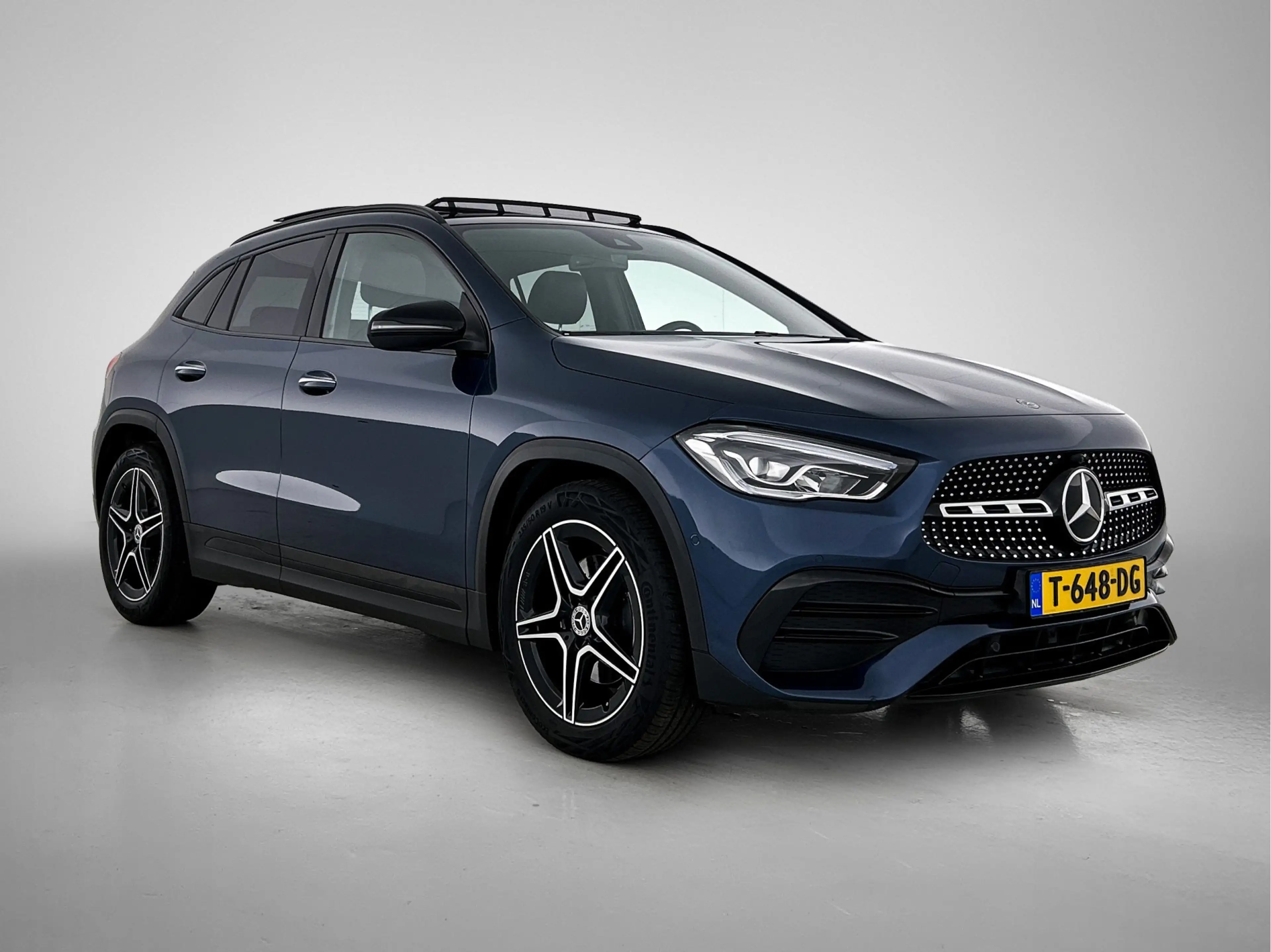Mercedes-Benz GLA 180 AMG Line Panoramadak | Stoelverwarming | Sfeerverl — photo 15