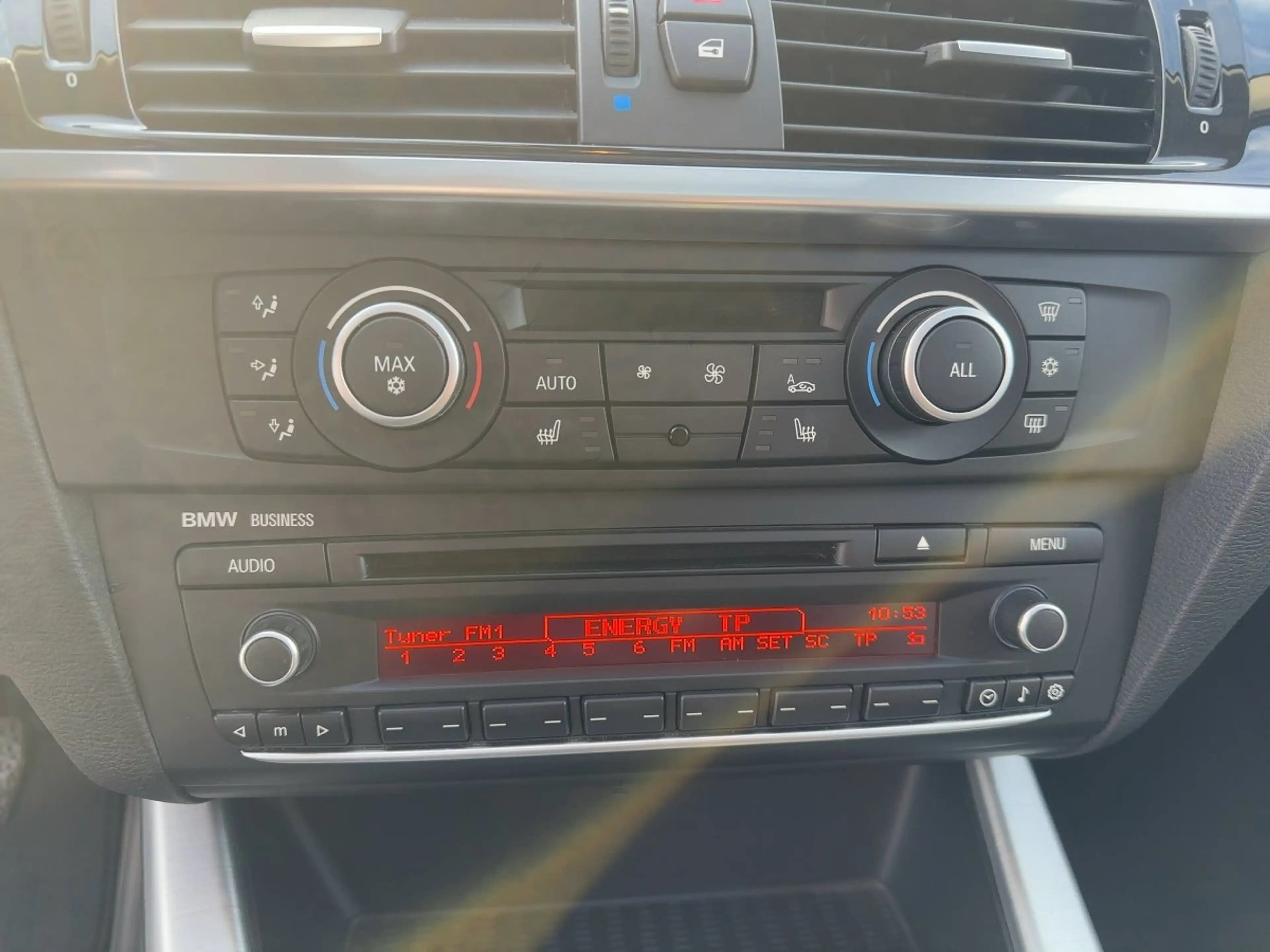 BMW X3 xDrive 20 d PANO AHK PDC SD 2xKlima AUT KlimaA — photo 13