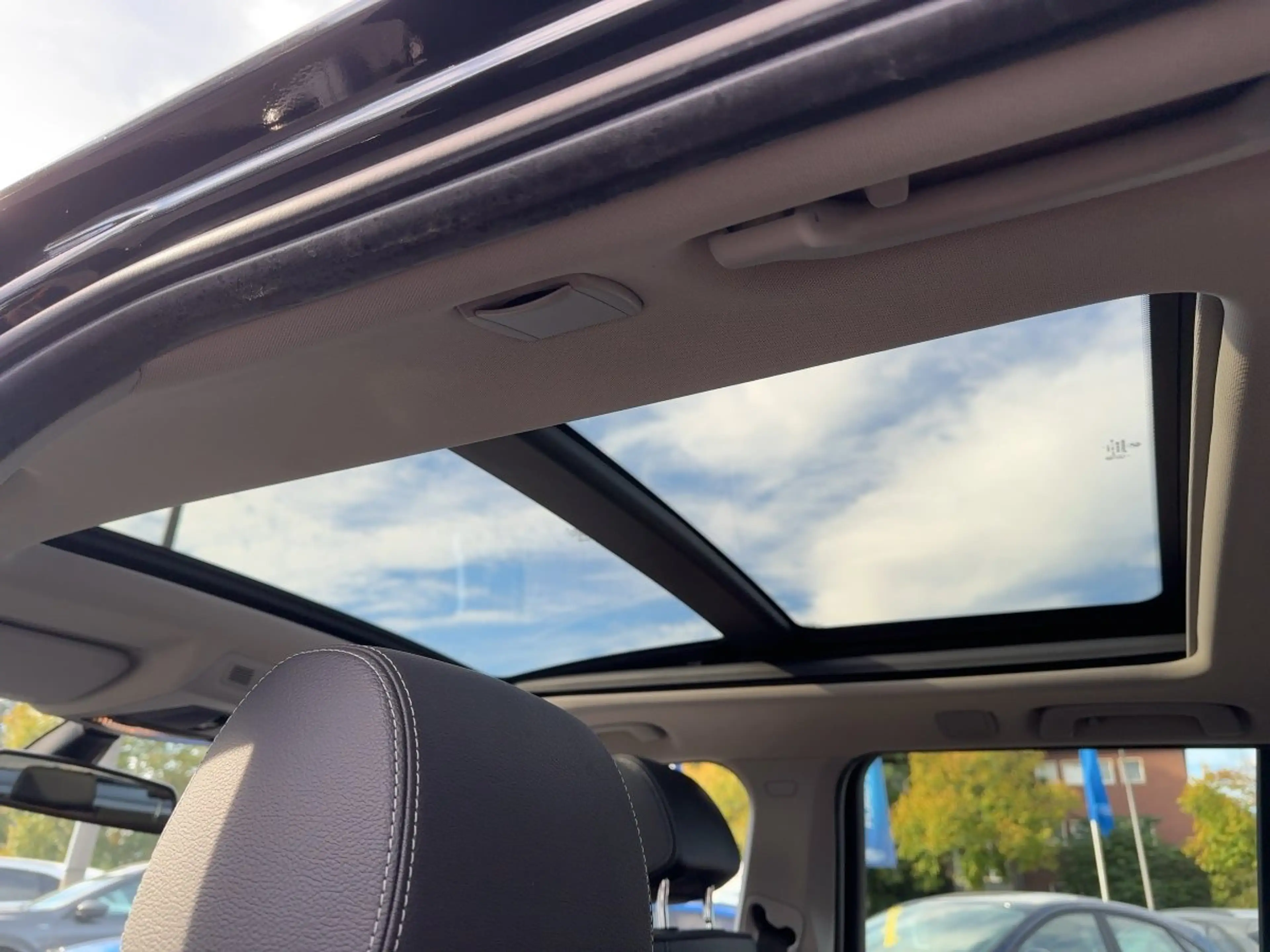 BMW X3 xDrive 20 d PANO AHK PDC SD 2xKlima AUT KlimaA — photo 15