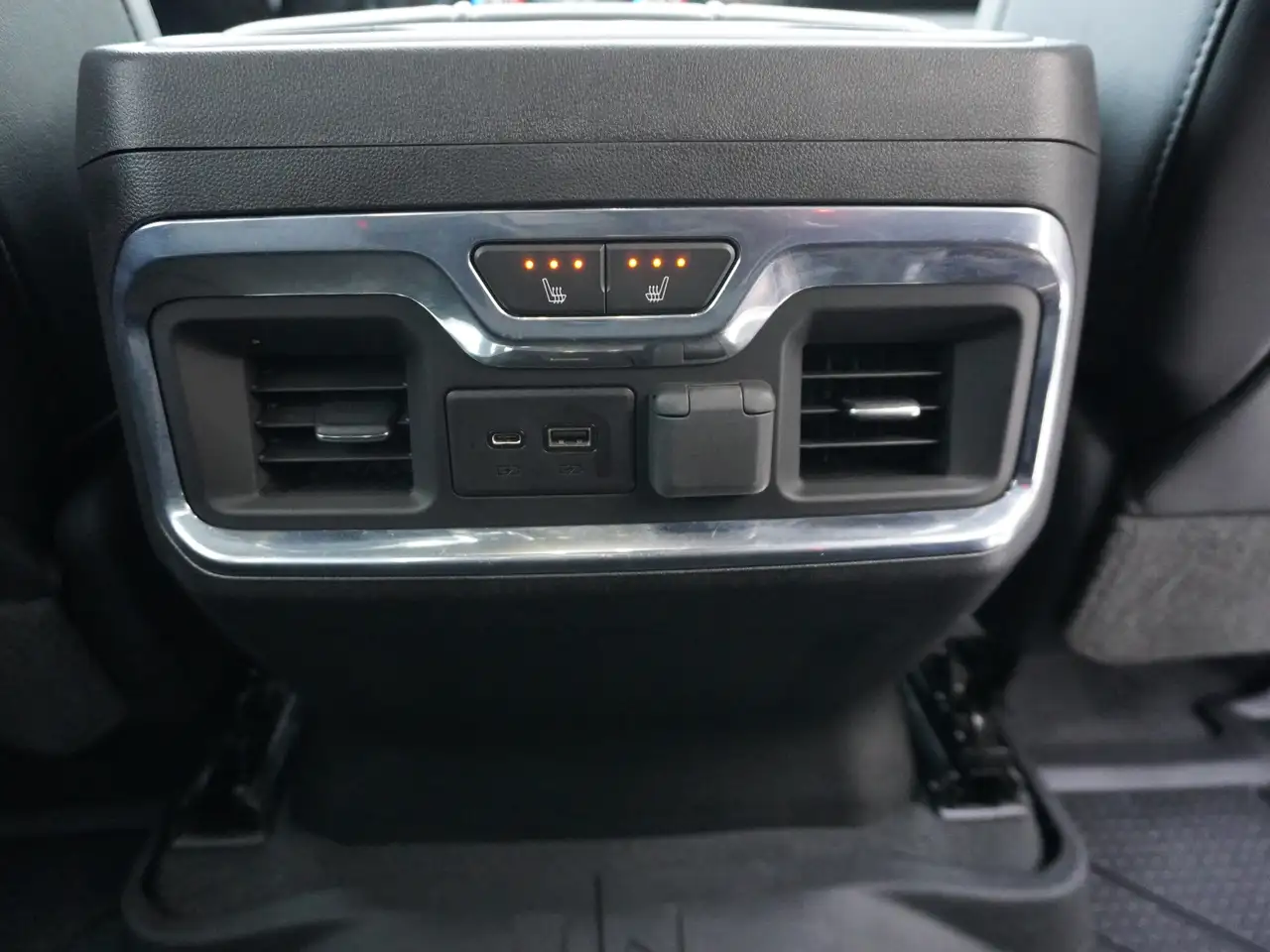 Chevrolet Silverado 3500 снимка Chevrolet Silverado 3500