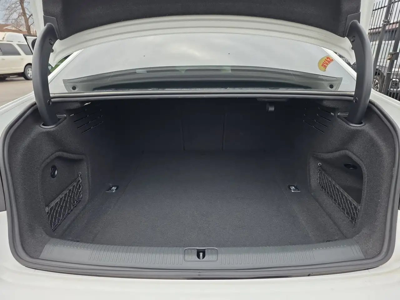 Audi A4 снимка Audi A4