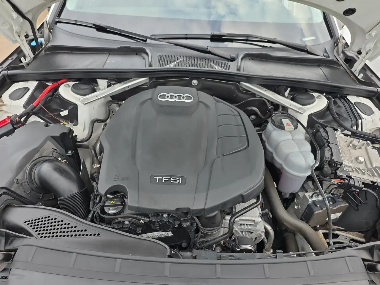 Audi A4 снимка Audi A4