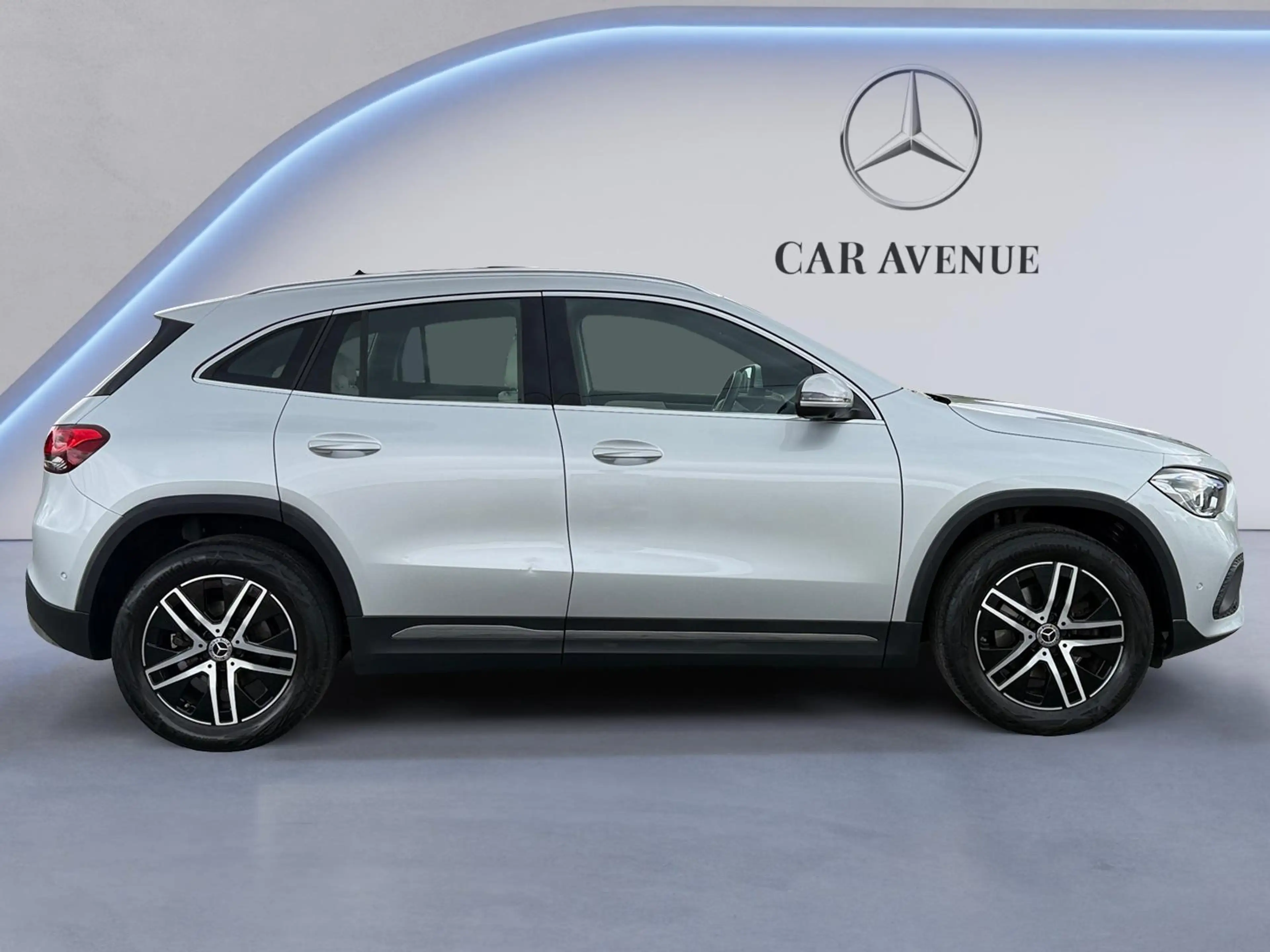 Mercedes-Benz GLA 200 Progressive — photo 7