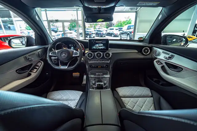 Mercedes-Benz GLC view 30