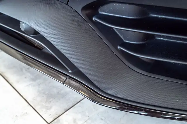 Mercedes-Benz GLC Class view 11