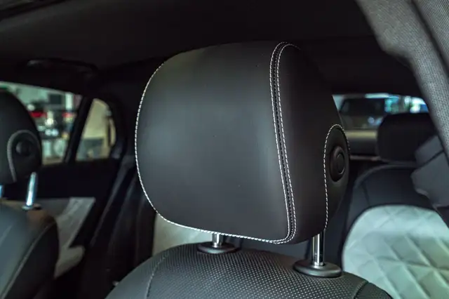 Mercedes-Benz GLC view 27
