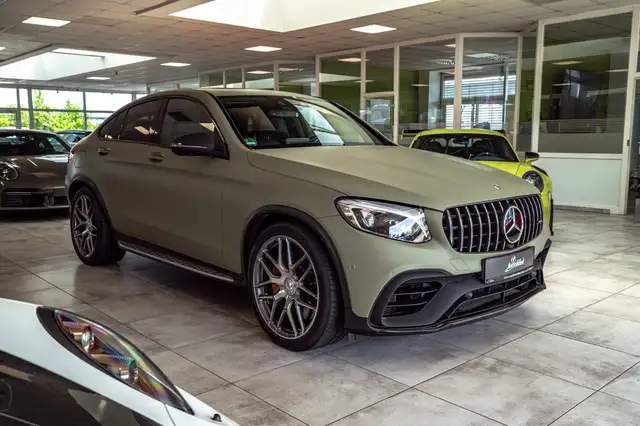 Mercedes-Benz GLC Class view 3