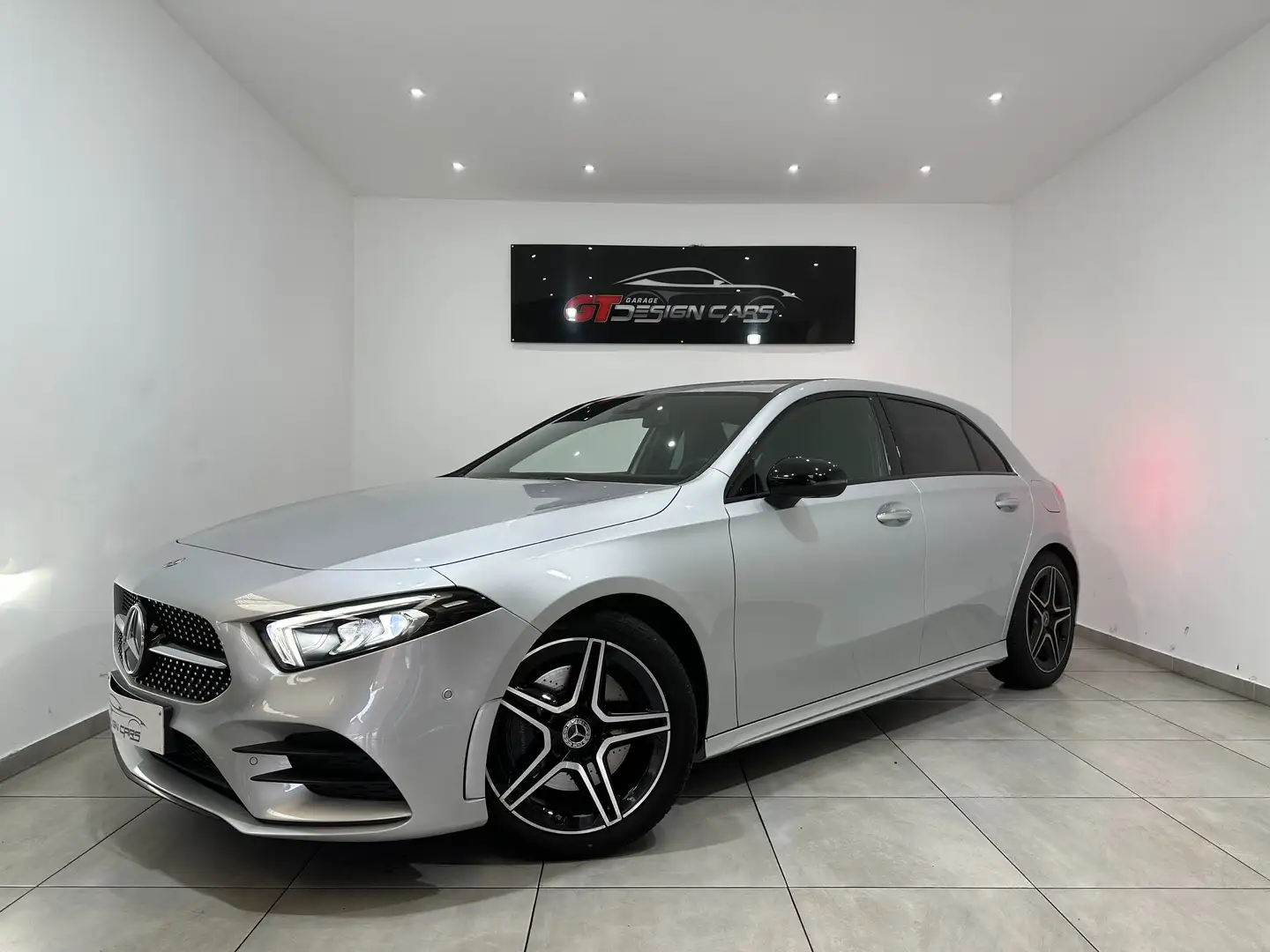 Mercedes-Benz A 220 4-Matic //AMG-LINE//GARANTIE*LED*GPS** Gri - 1