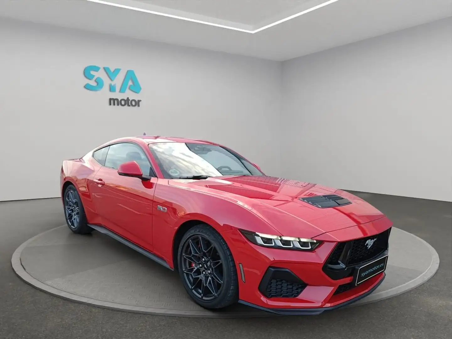 Ford Mustang 5.0 Ti-VCT V8 331kW GT (Fastb.) Rood - 1