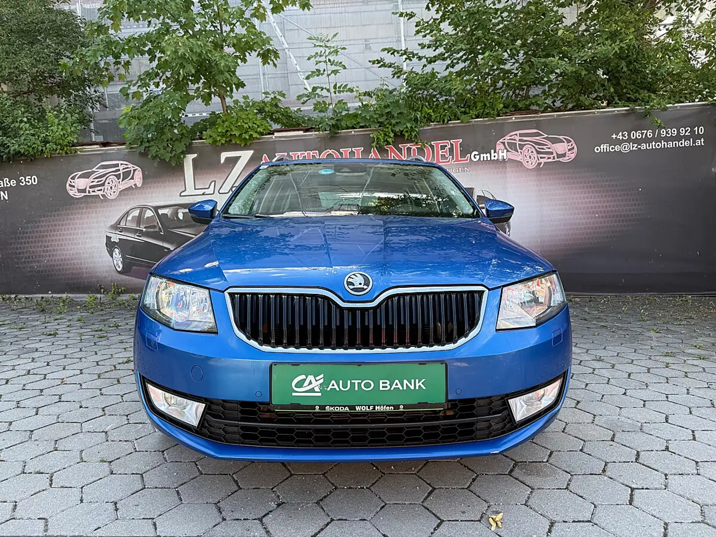 Skoda Octavia Combi 1,2 TSI Style Blau - 2
