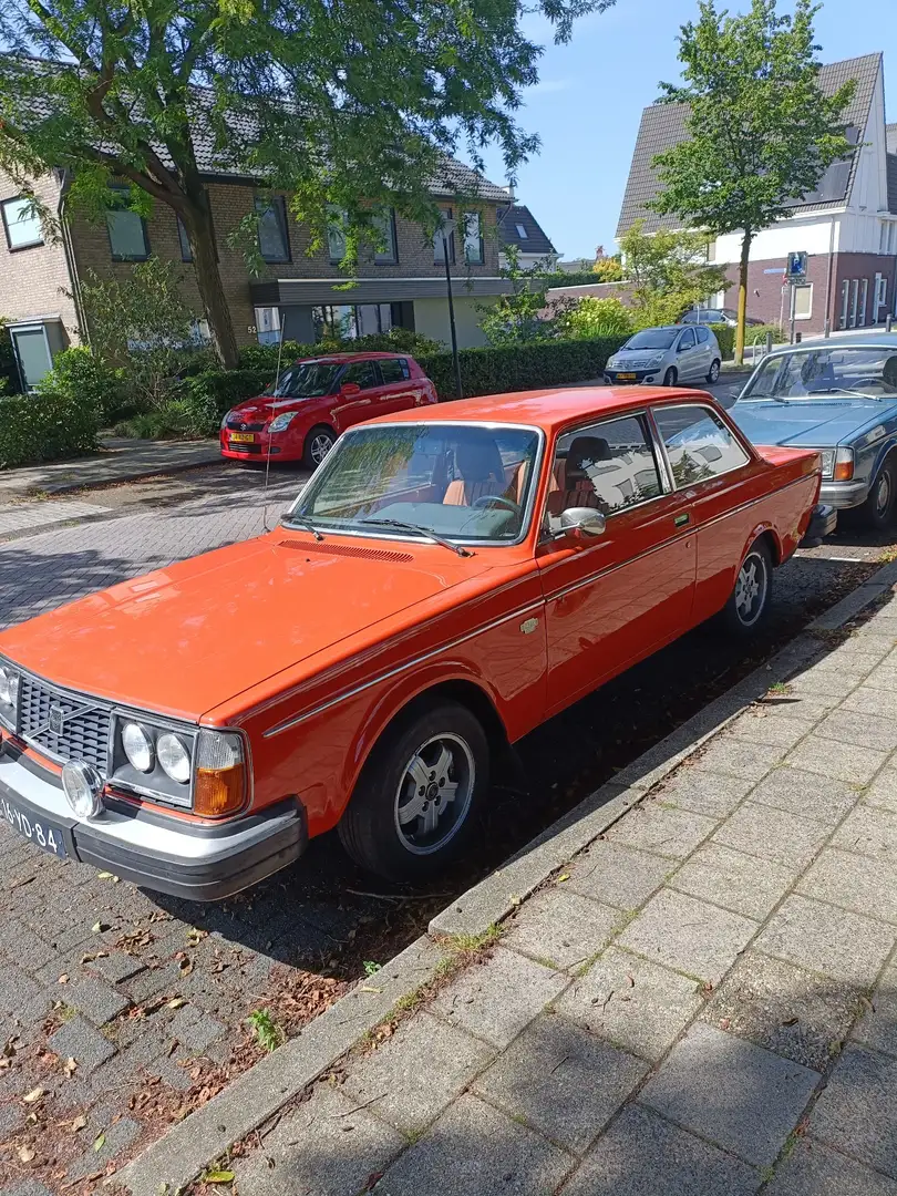 Volvo 340 2.0 Orange - 1