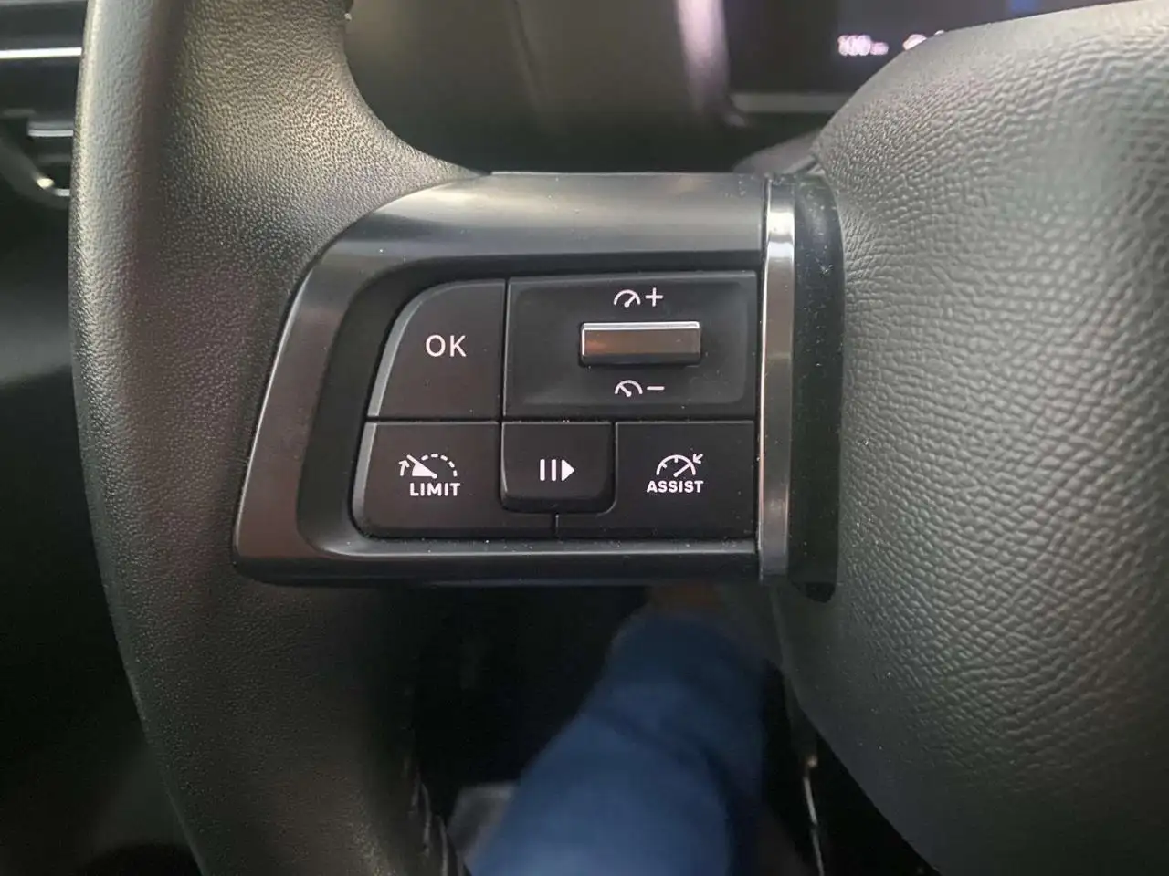 Citroen C4 Berline — photo 27