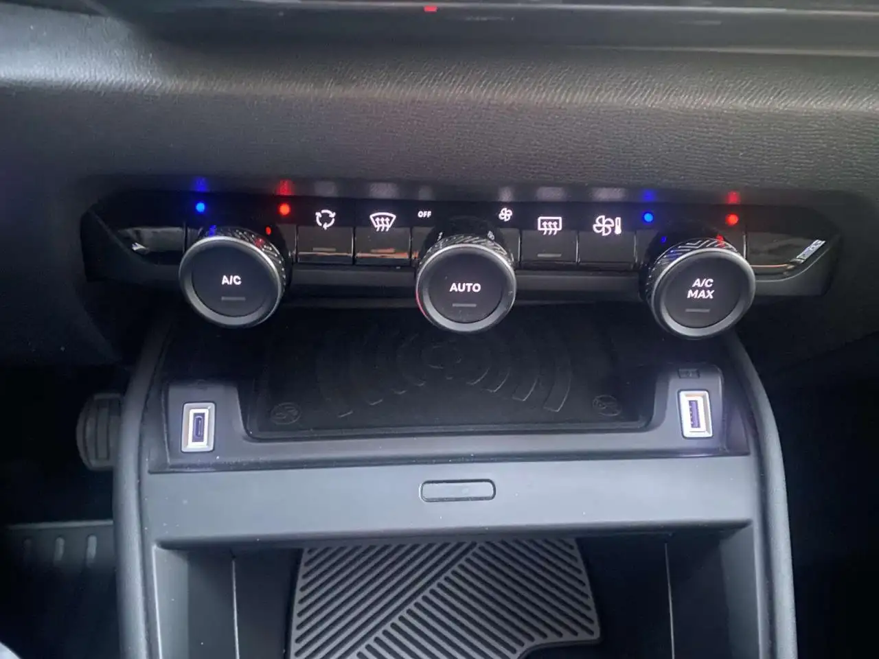 Citroen C4 Berline — photo 22