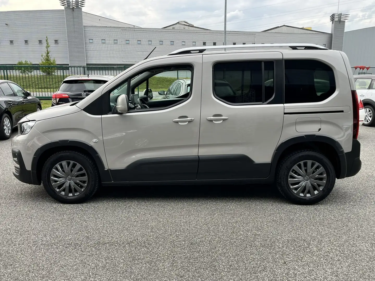 Peugeot Rifter Rifter 1.5 BlueHDi Standard Allure AGC S Gris - 2