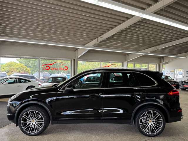 Porsche Cayenne S Diesel *AHK*SHZ*NAV*PAN*TEM*PDC*RK*19%