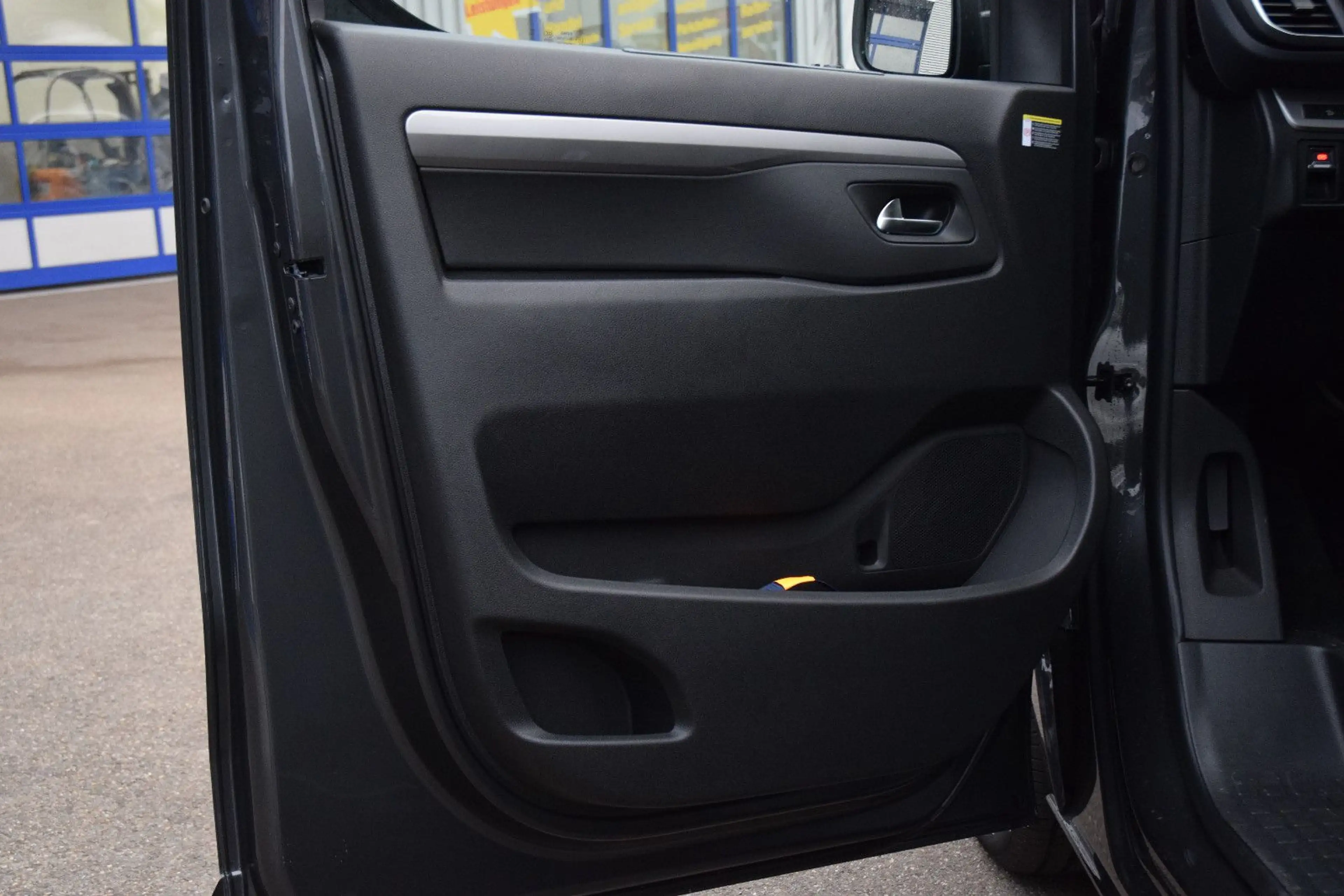 Fiat Ulysse XL ACC EL. TÜREN 7-SITZE TISCH KAMERA AHK — photo 11