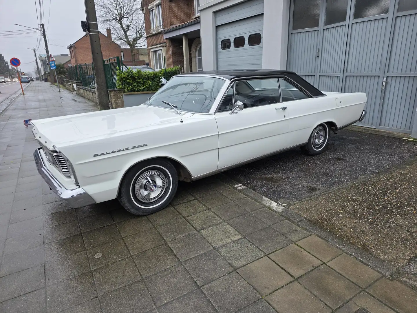 Oldtimer Ford galaxie v8 coupé voiture belge d origine Blanco - 2