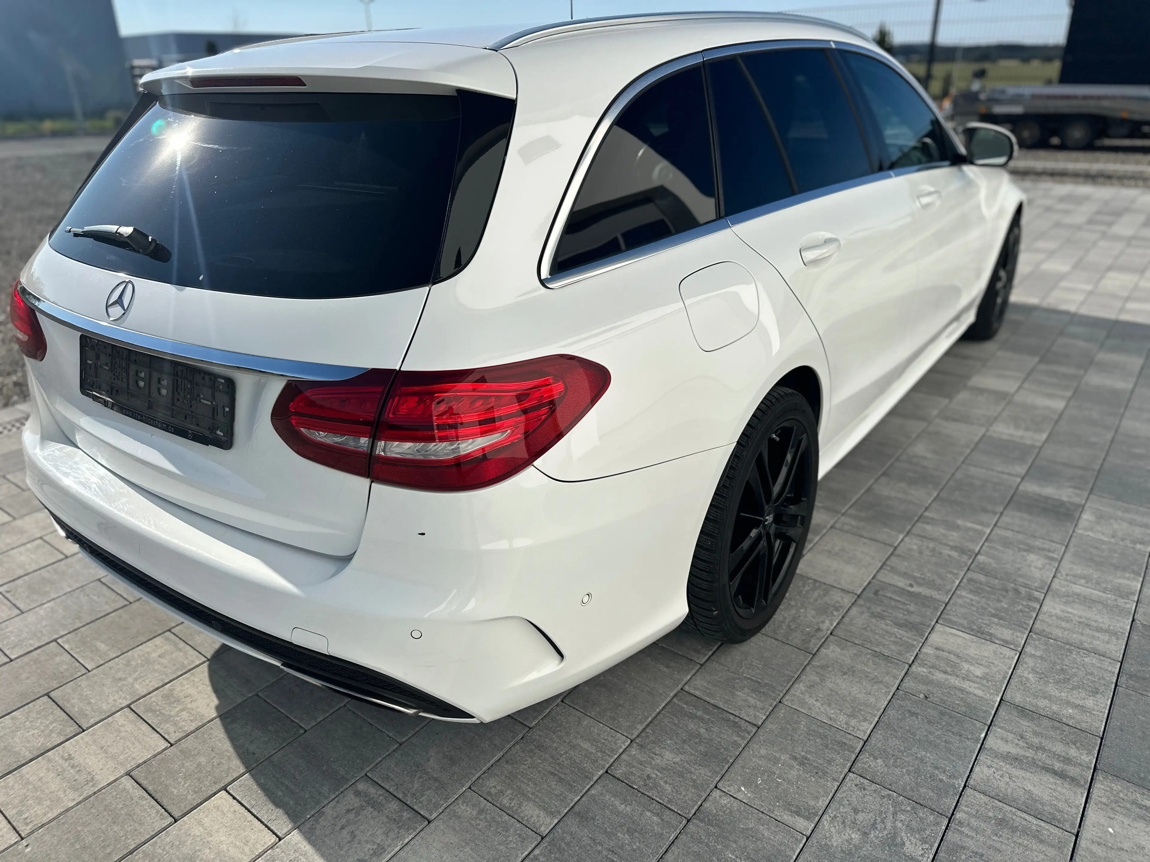 Mercedes-Benz C 250 C 250 CGI (205.245) — photo 6