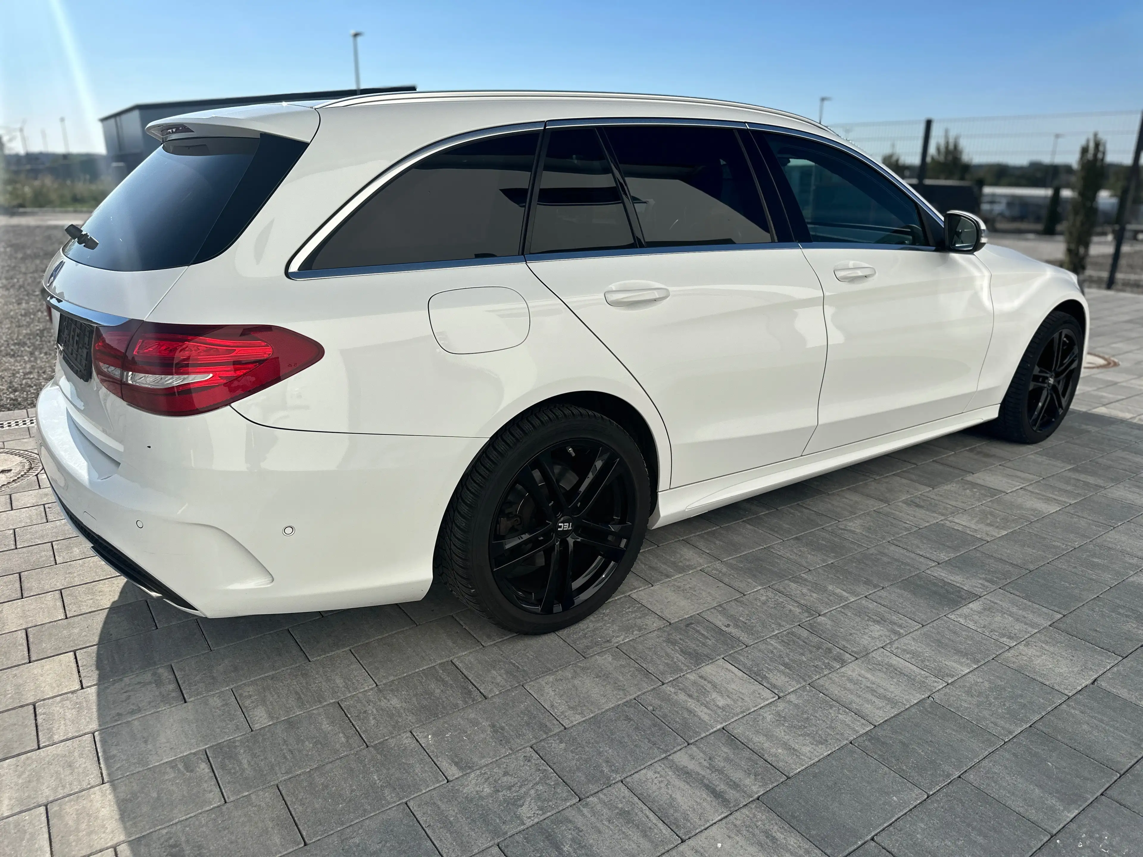 Mercedes-Benz C 250 C 250 CGI (205.245) — photo 8