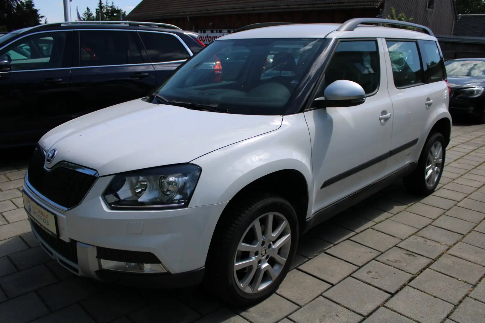 Skoda Yeti Outdoor 1.8 TSI 4x4 DSG Ambition BiXenon Tempomat White - 1