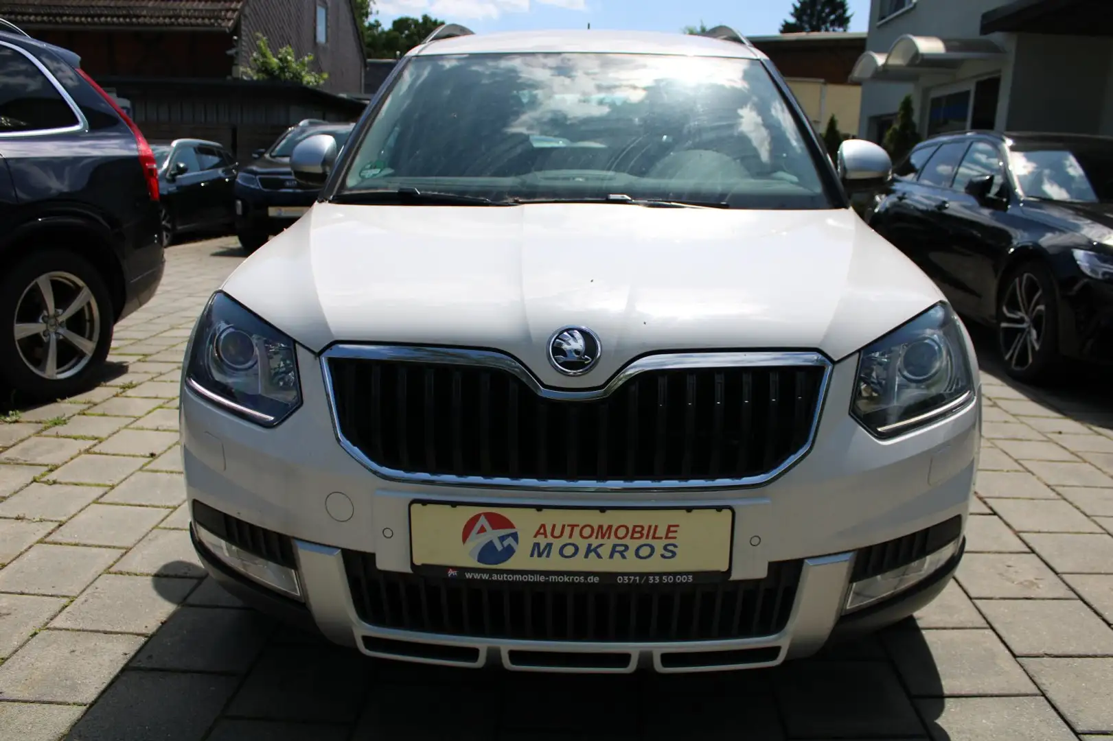 Skoda Yeti Outdoor 1.8 TSI 4x4 DSG Ambition BiXenon Tempomat White - 2