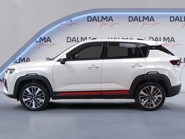 DR Automobiles DR5 view 2