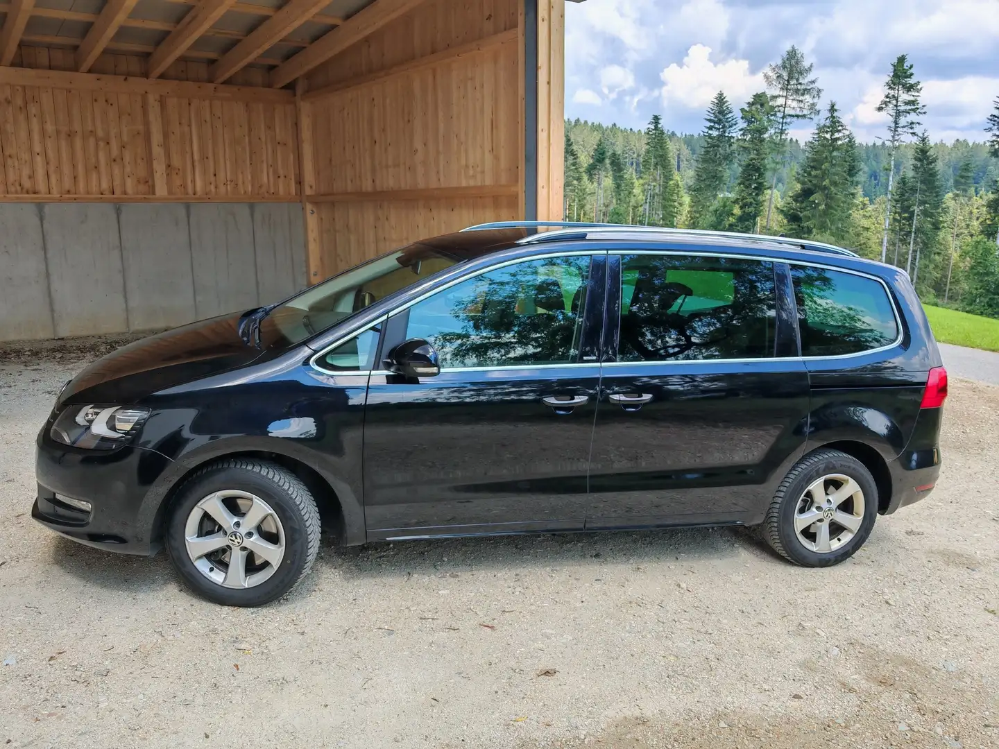Volkswagen Sharan Comfortline BMT 2,0 TDI DPF 4Motion - 1