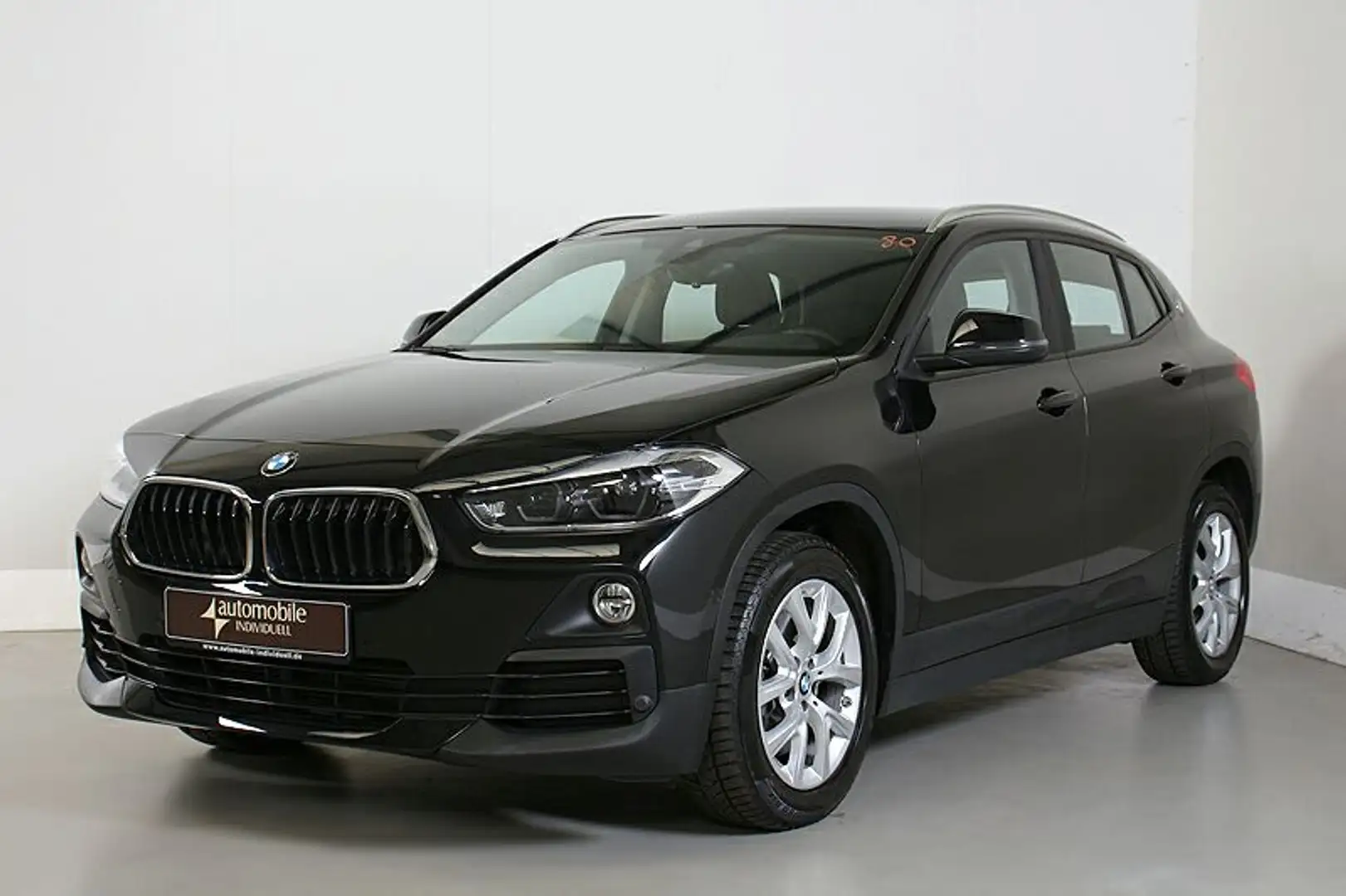 BMW X2 xDr. 20dA Advantage Navi LED Kamera AHK HiFi Schwarz - 1