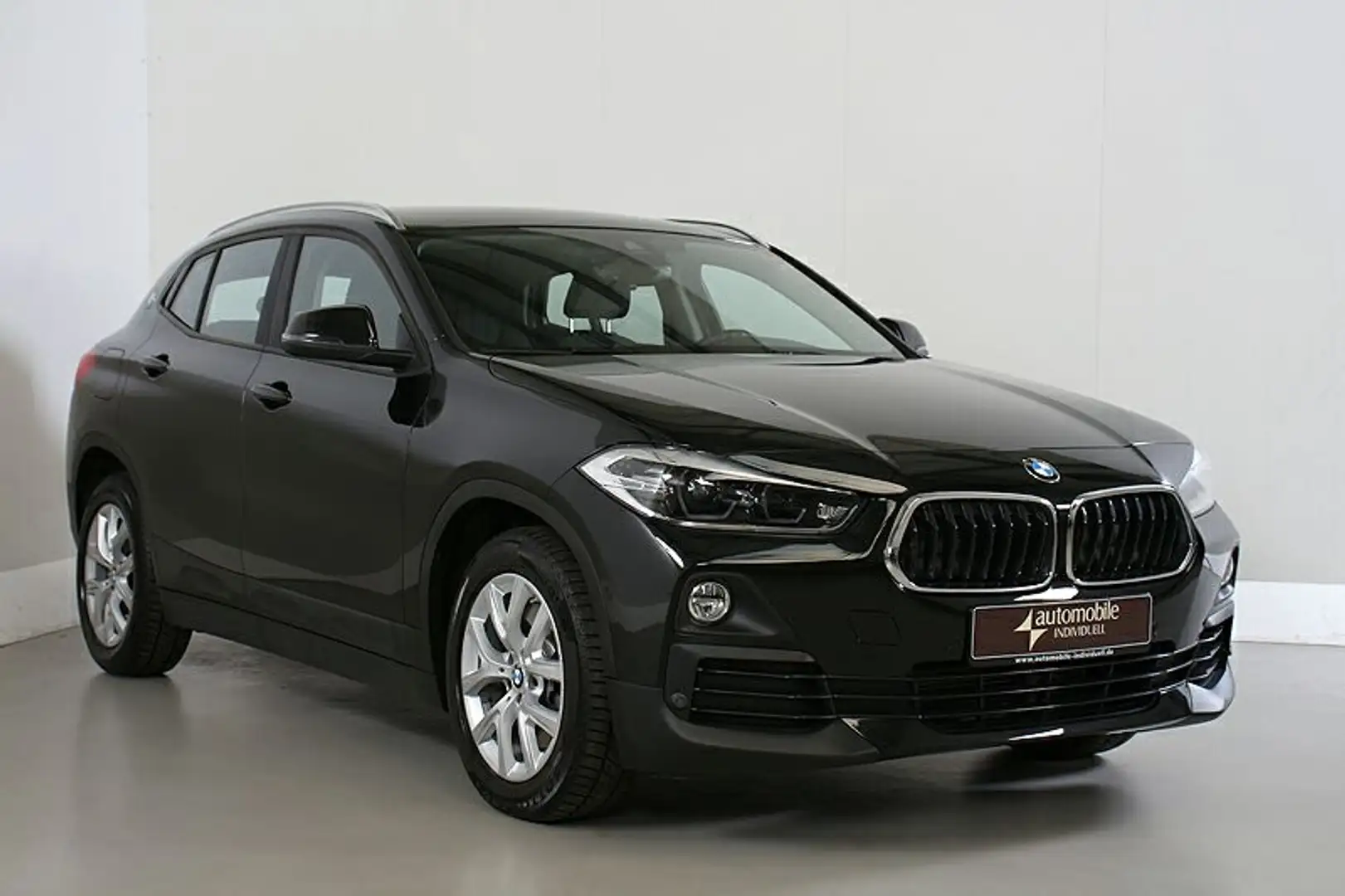 BMW X2 xDr. 20dA Advantage Navi LED Kamera AHK HiFi Schwarz - 2