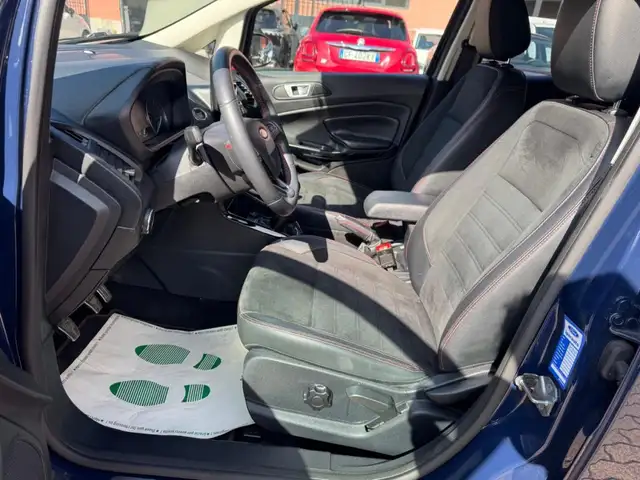 Ford Ecosport view 9