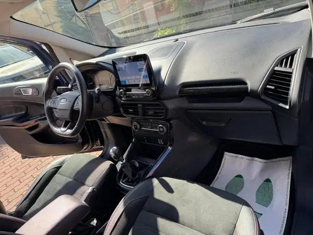 Ford Ecosport view 12
