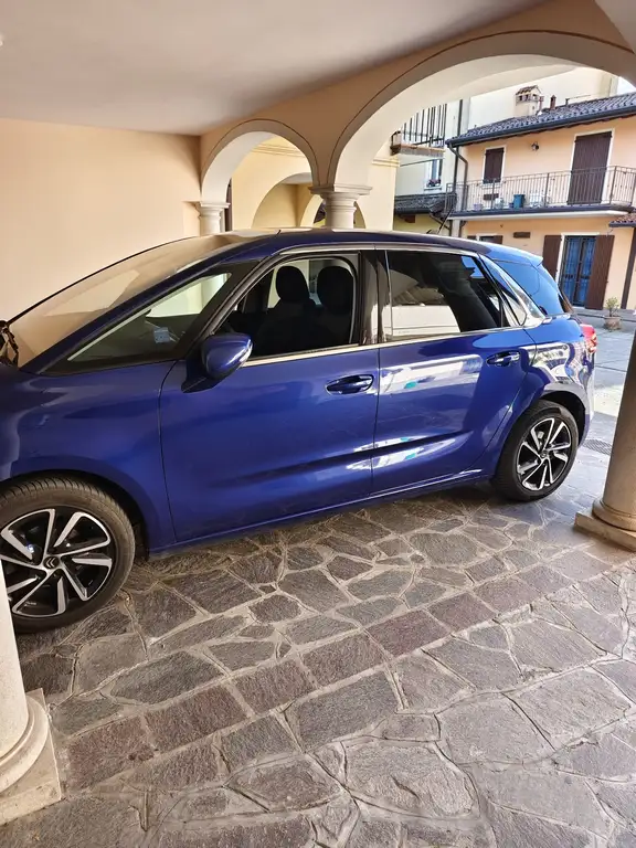 Citroen C4 SpaceTourer 2018 из Европы — купить под ключ