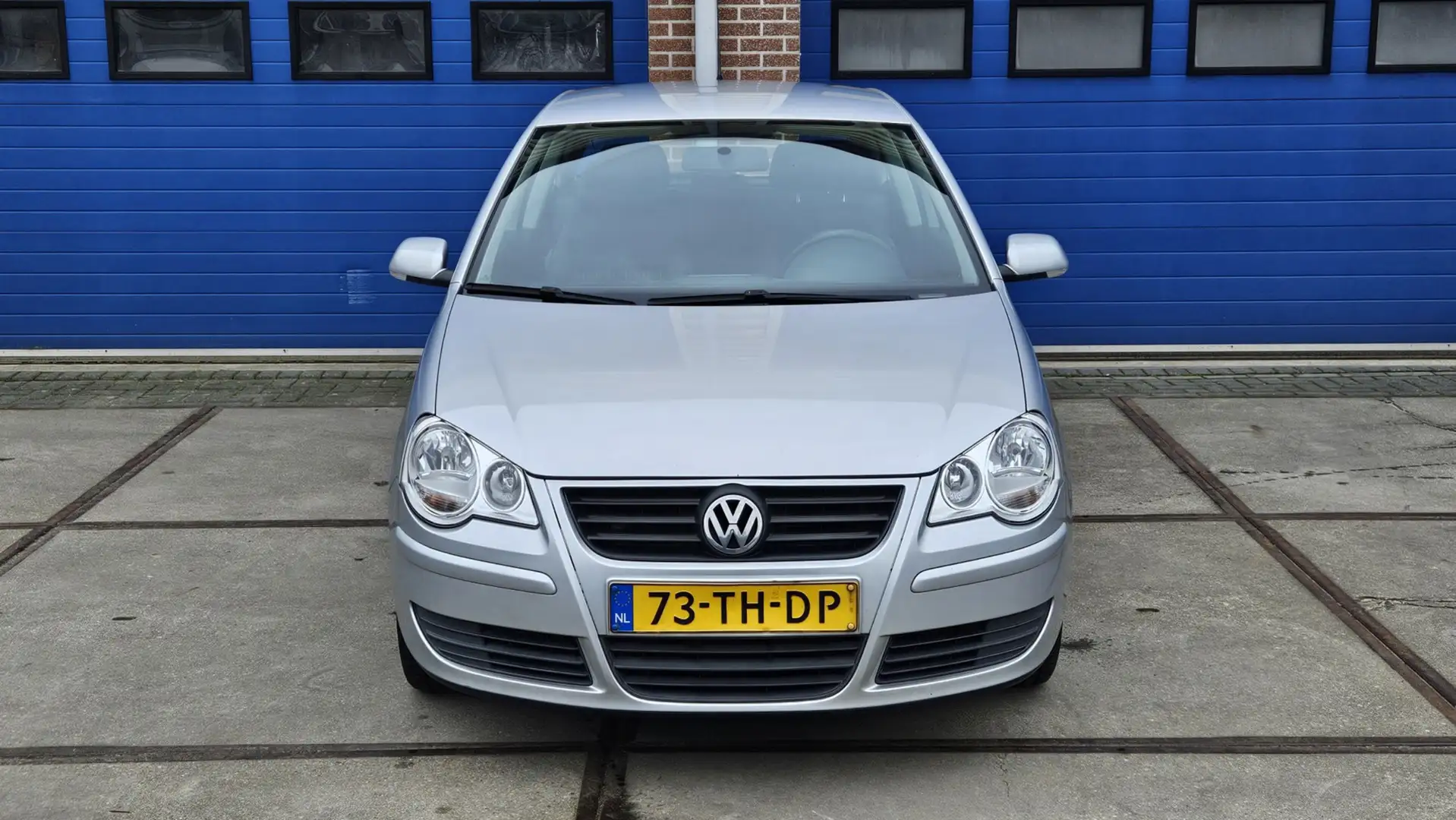 Volkswagen Polo 1.2-12V Optive *airco* Grijs - 1