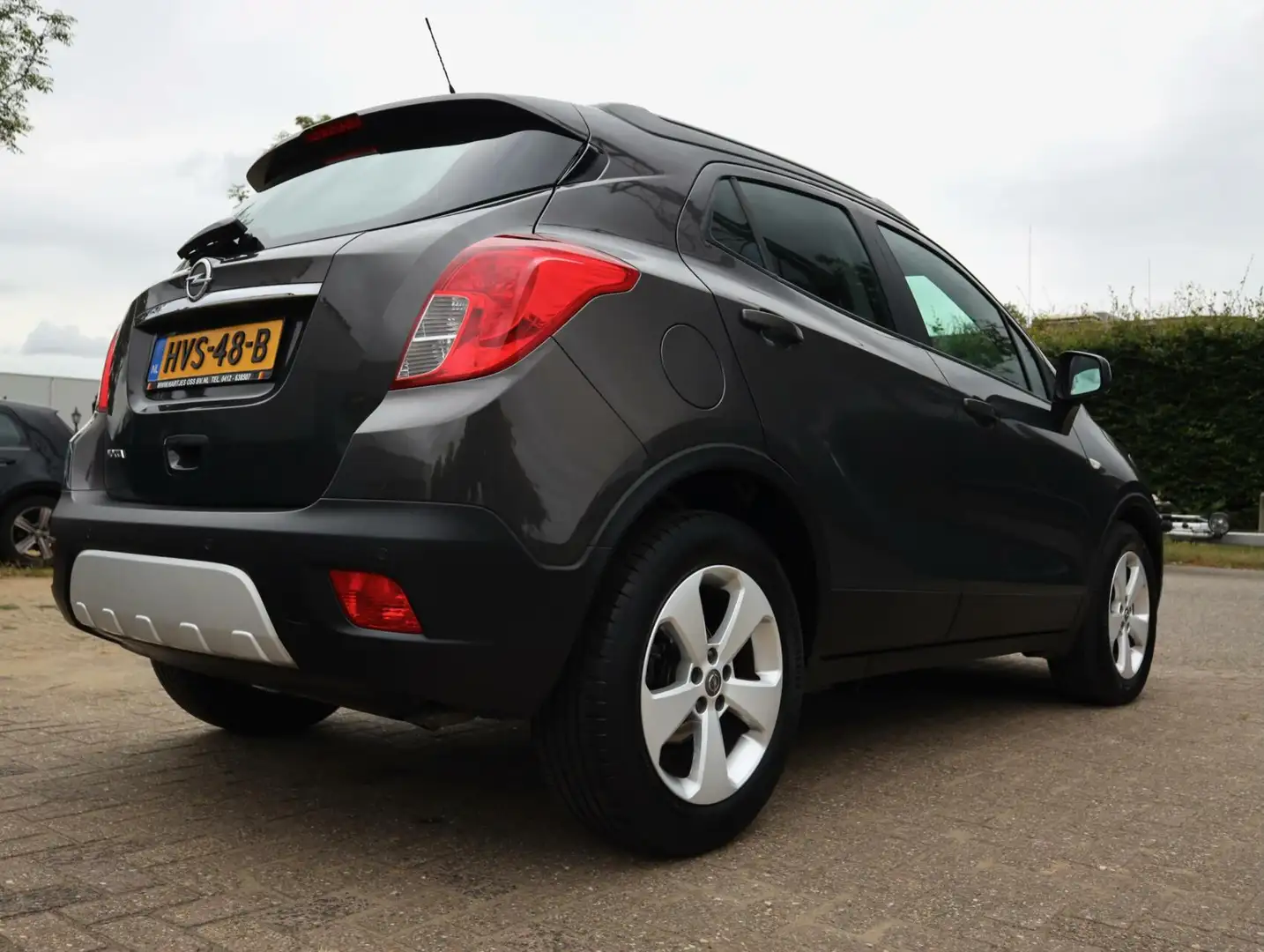 Opel Mokka 1.6 Selection (Vol-Opties) 1e eigenaar Gris - 2