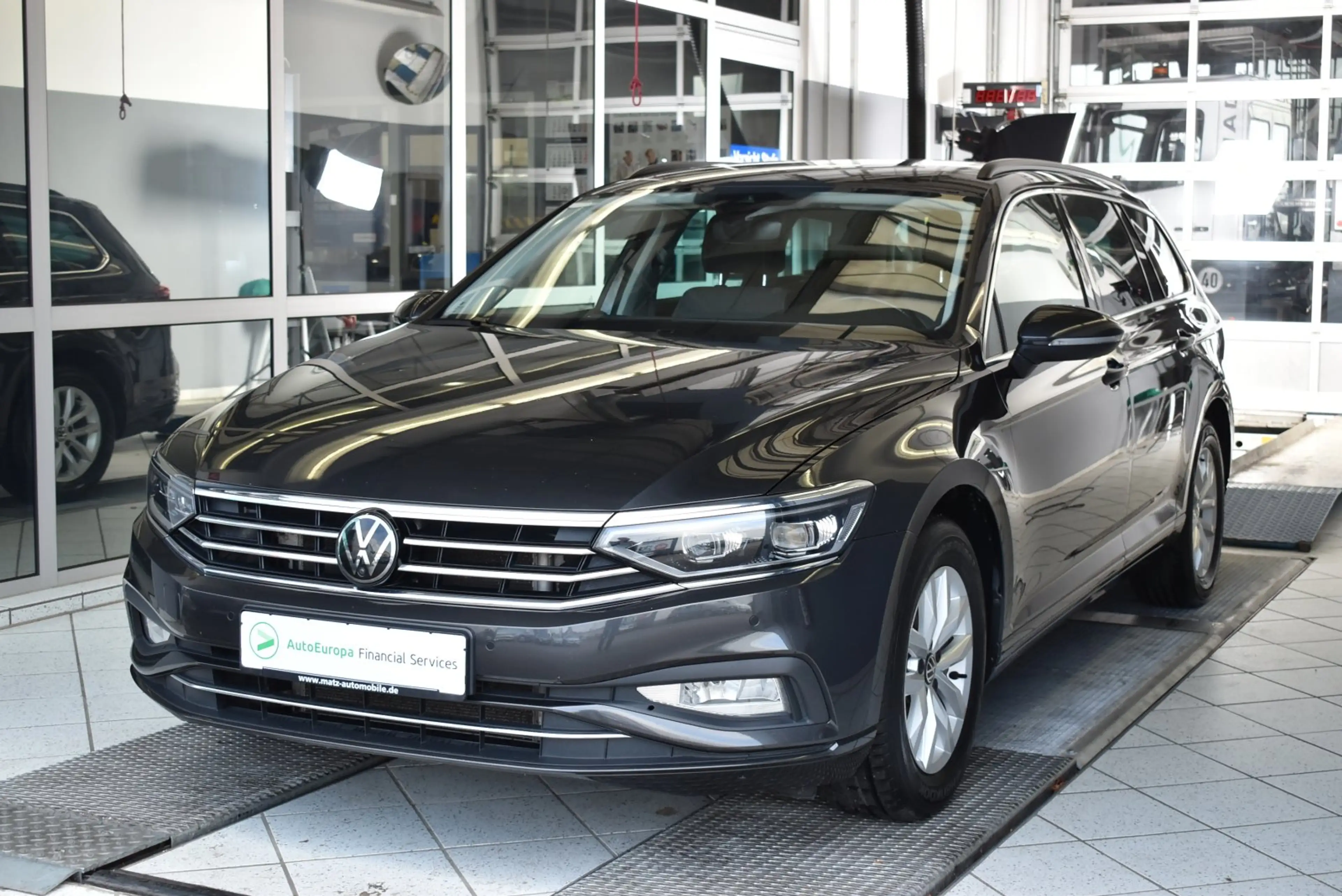 Volkswagen Passat Variant 2.0 TDI Business DSG*AHK*Matrix-LED