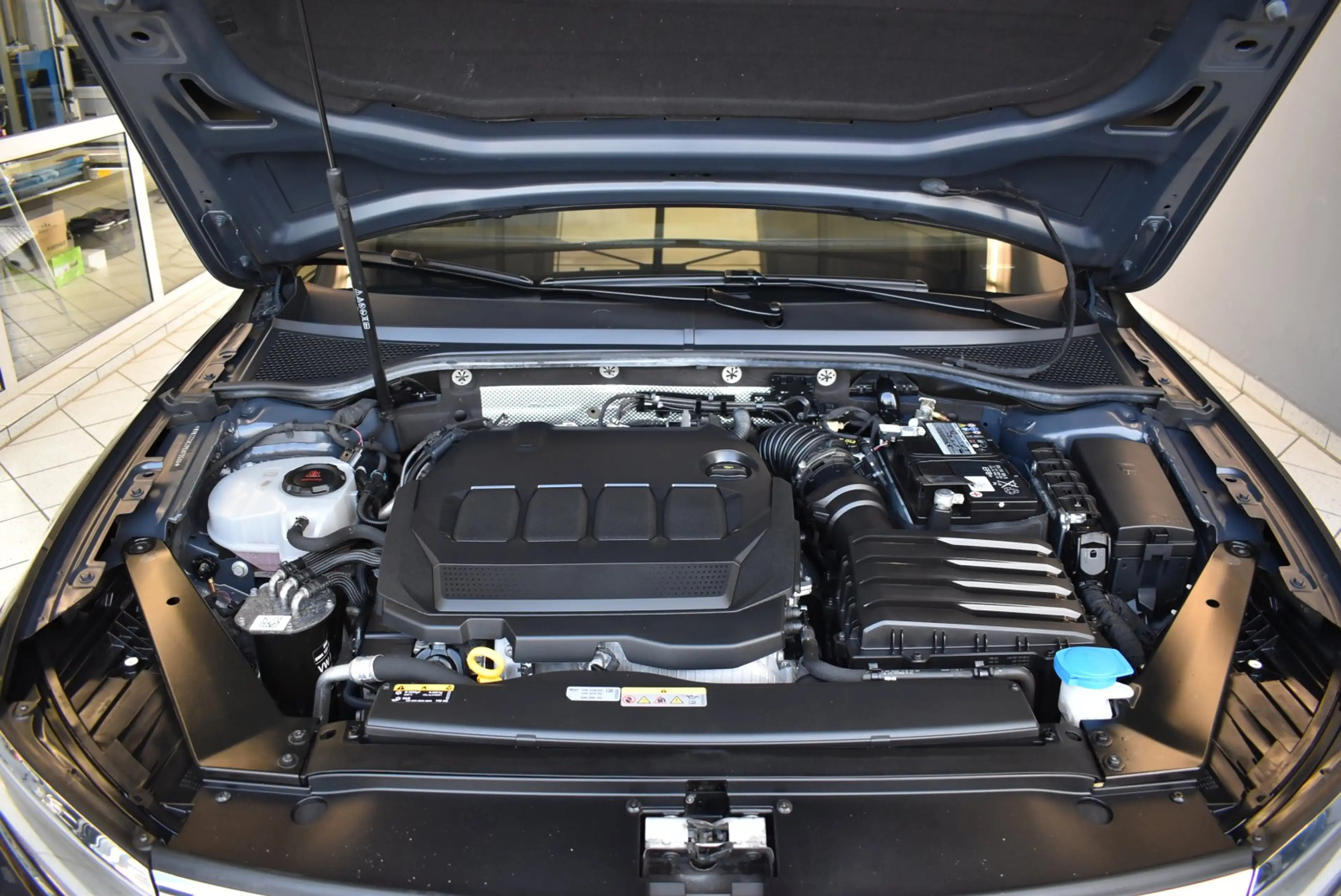 Volkswagen Passat Variant 2.0 TDI Business DSG*AHK*Matrix-LED — photo 10