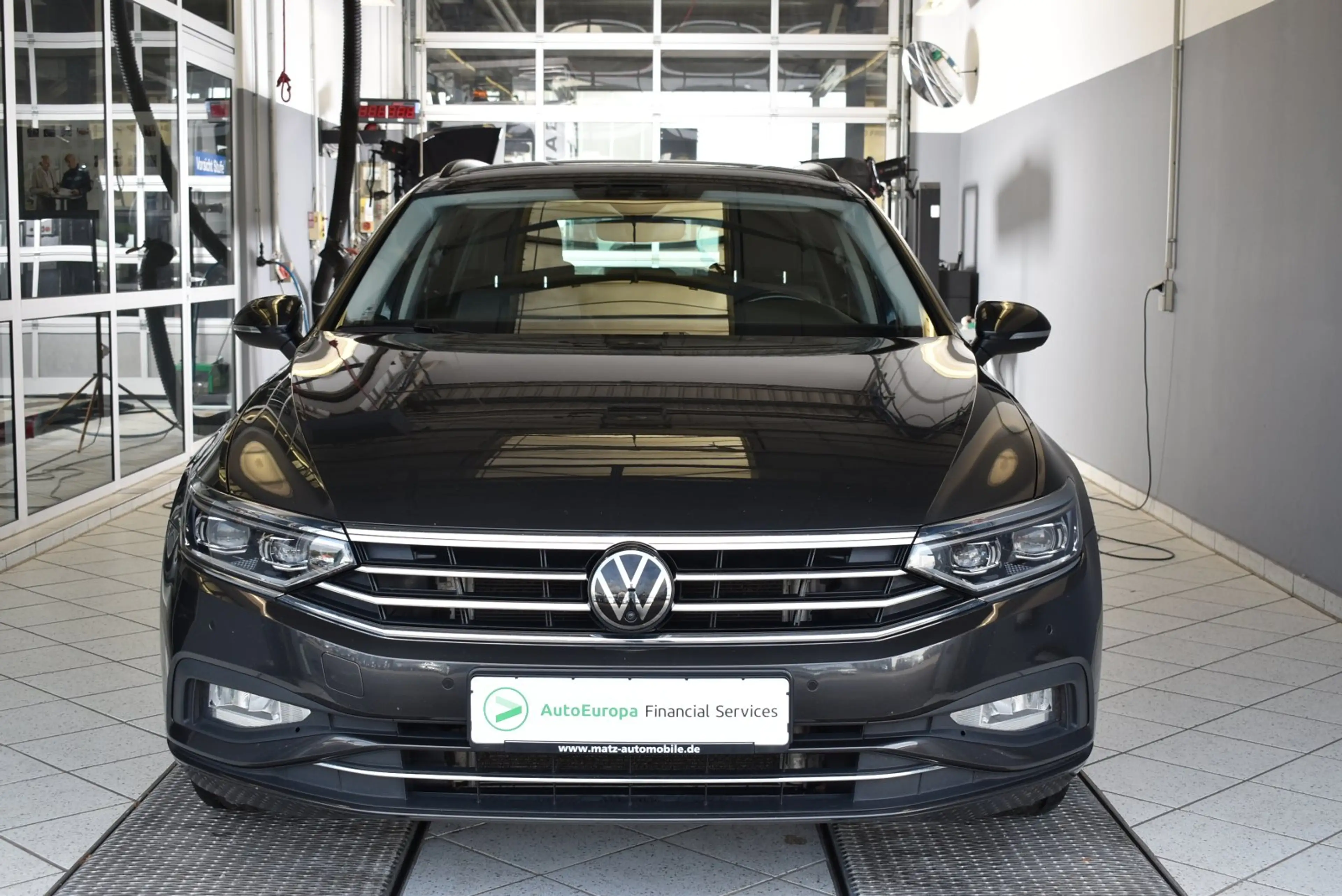 Volkswagen Passat Variant 2.0 TDI Business DSG*AHK*Matrix-LED — photo 2