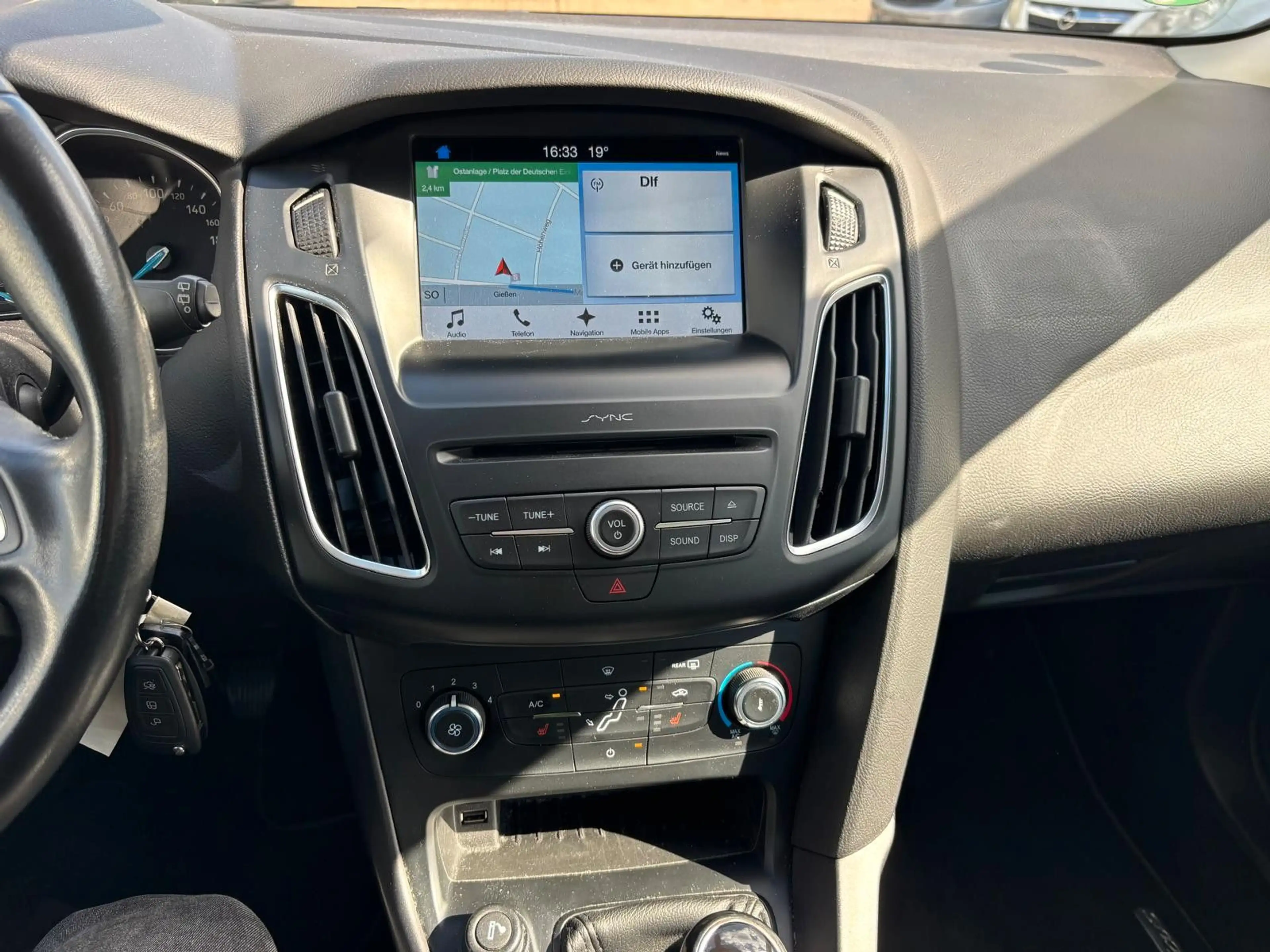 Ford Focus 1.5 TDCi Trend | NAVI | Klima | PDC — photo 11
