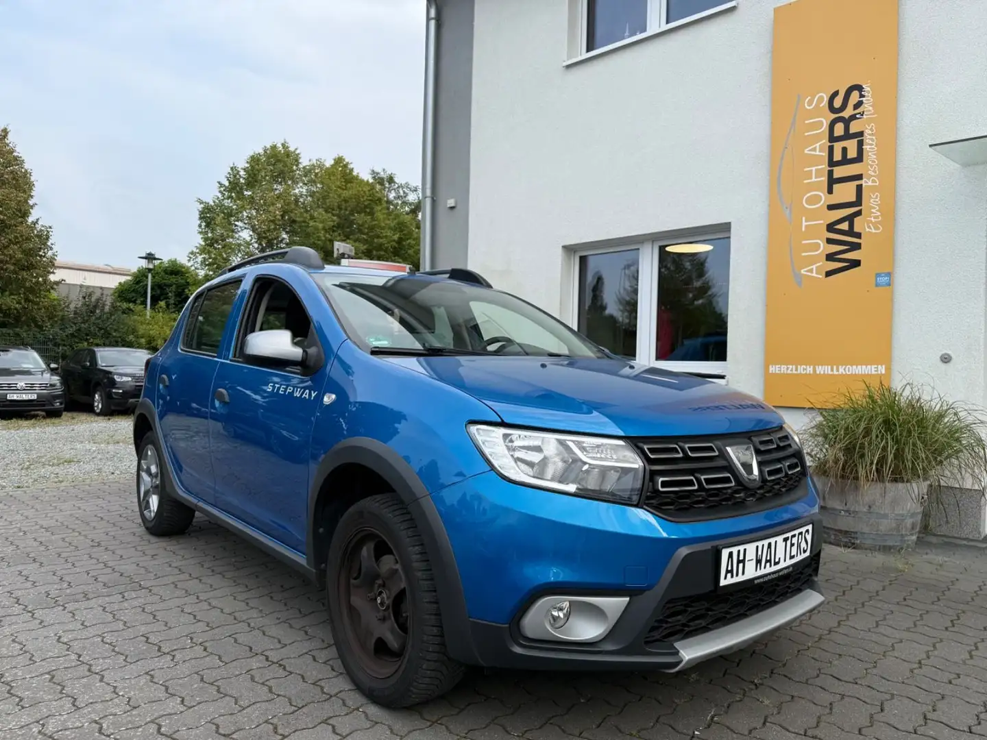 Dacia Sandero TCe 90 Stepway Essential=Klima-HU/AU Neu Blau - 1