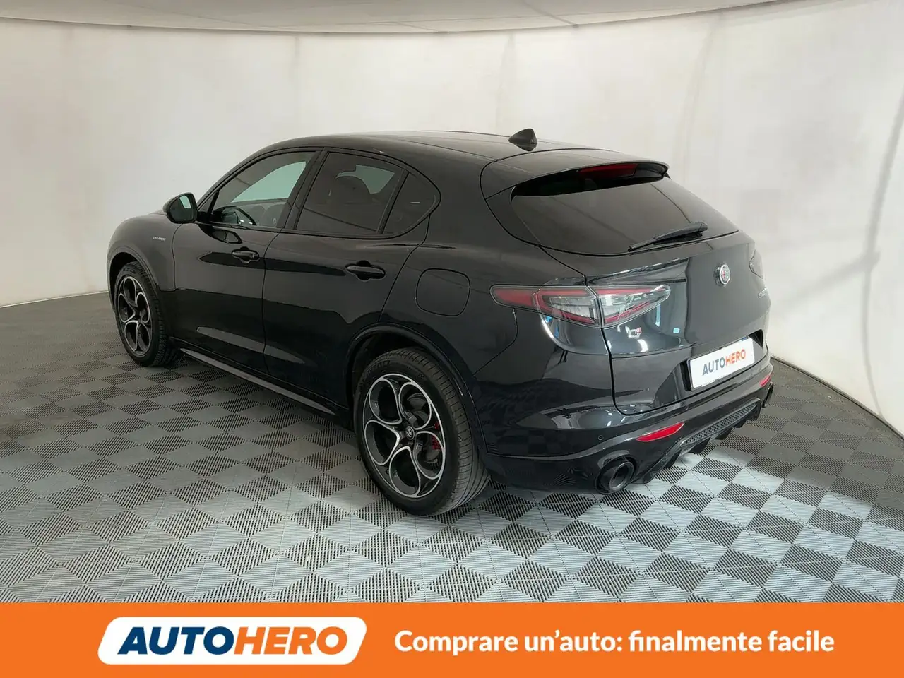 Alfa Romeo Stelvio 2024
