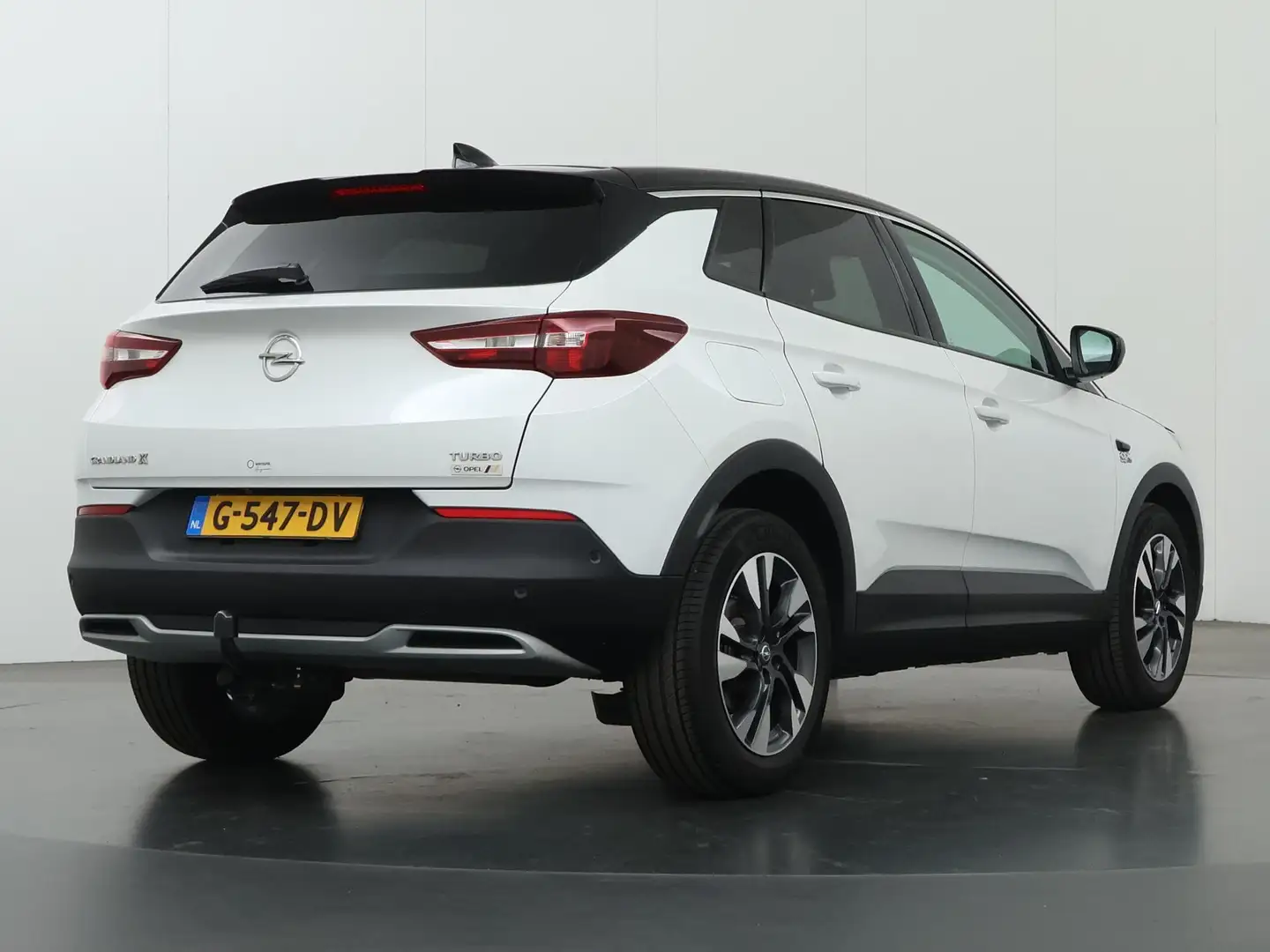 Opel Grandland X 1.6 Turbo Innovation | Trekhaak | Navigatie | Park Wit - 2