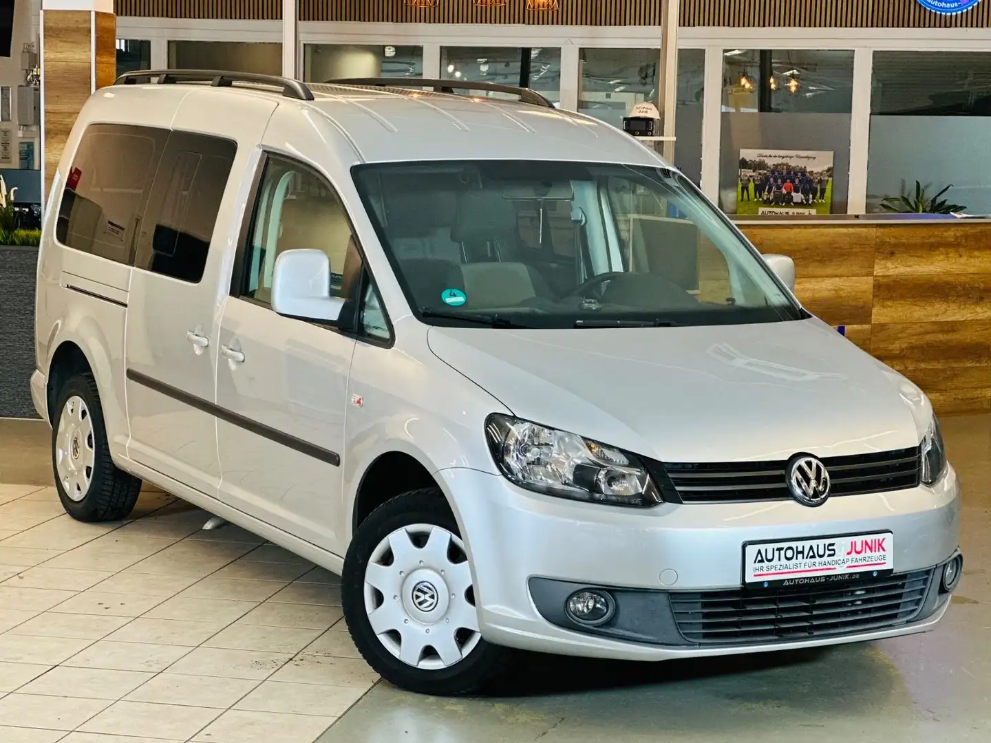 Volkswagen Caddy Maxi-Behindertengerecht-Rampe- Plateado - 2